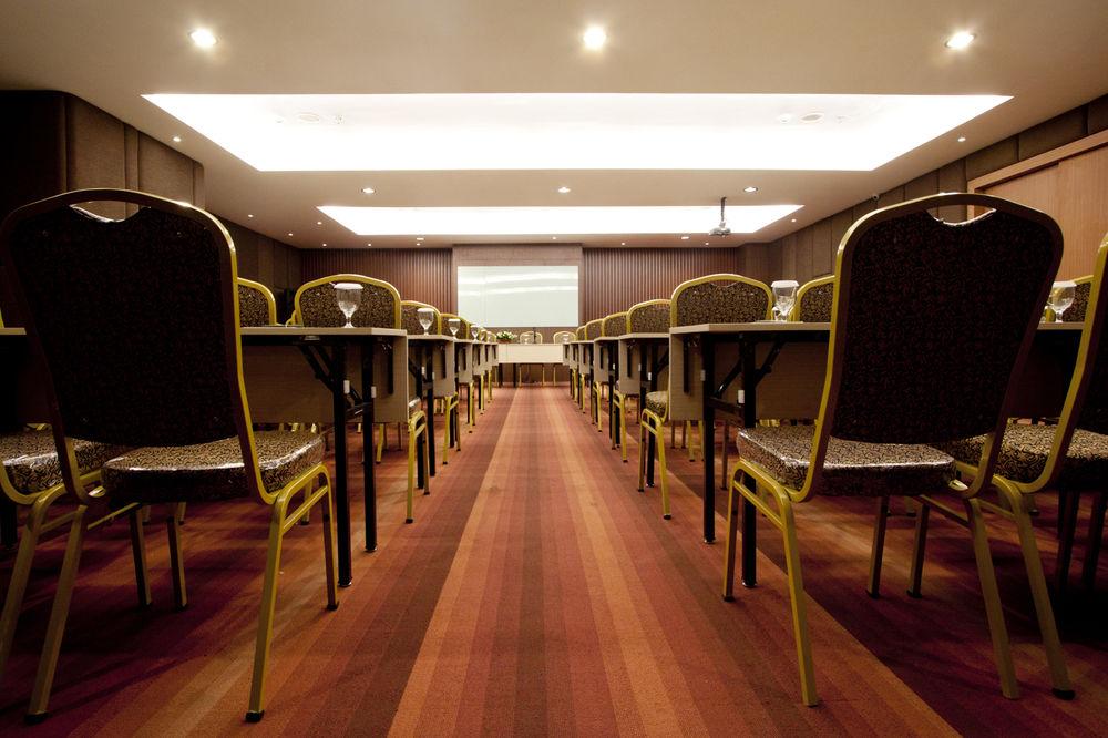 Aswin Hotel & Spa