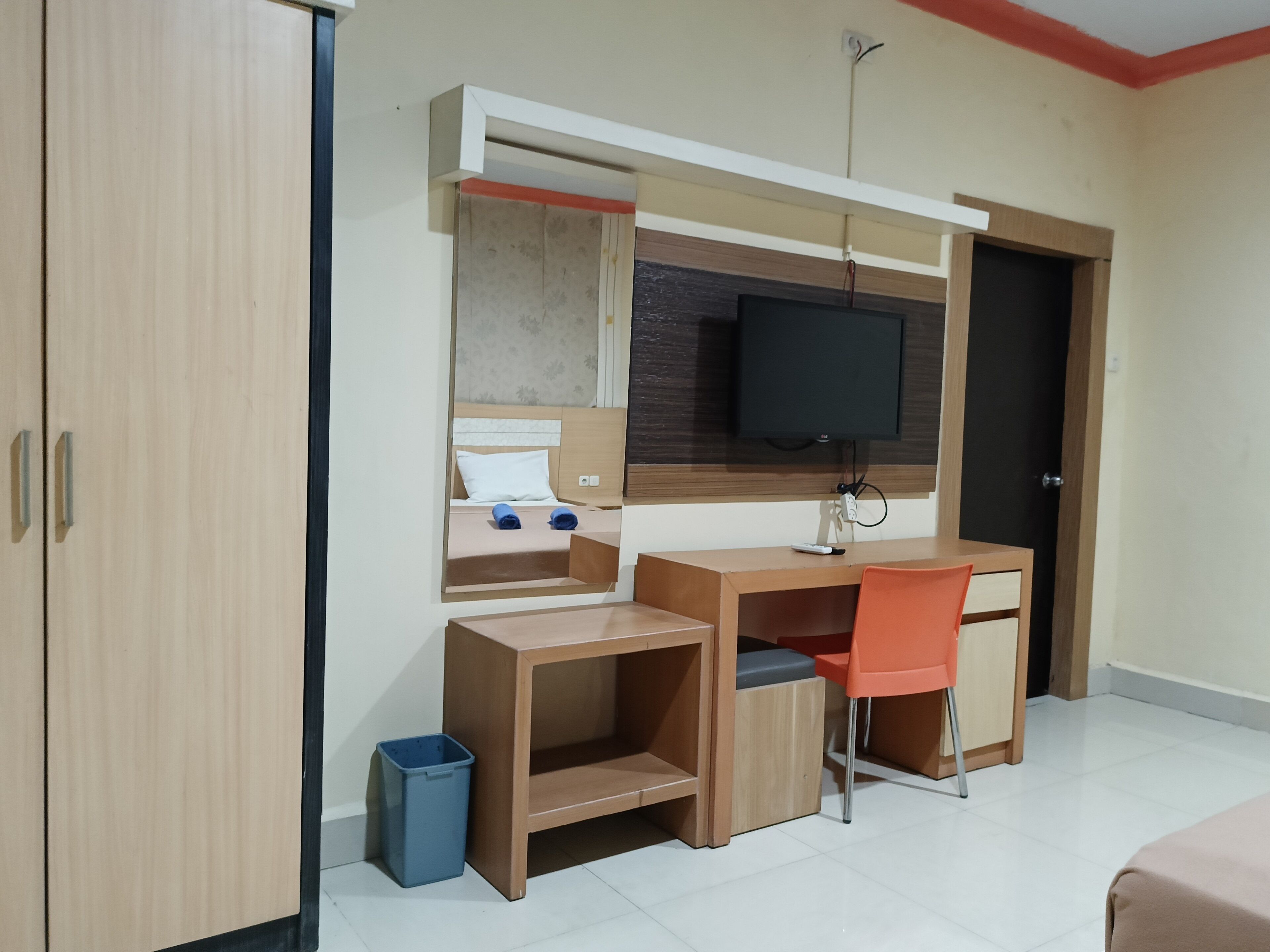Collection O 93163 Hotel Grand Kartika