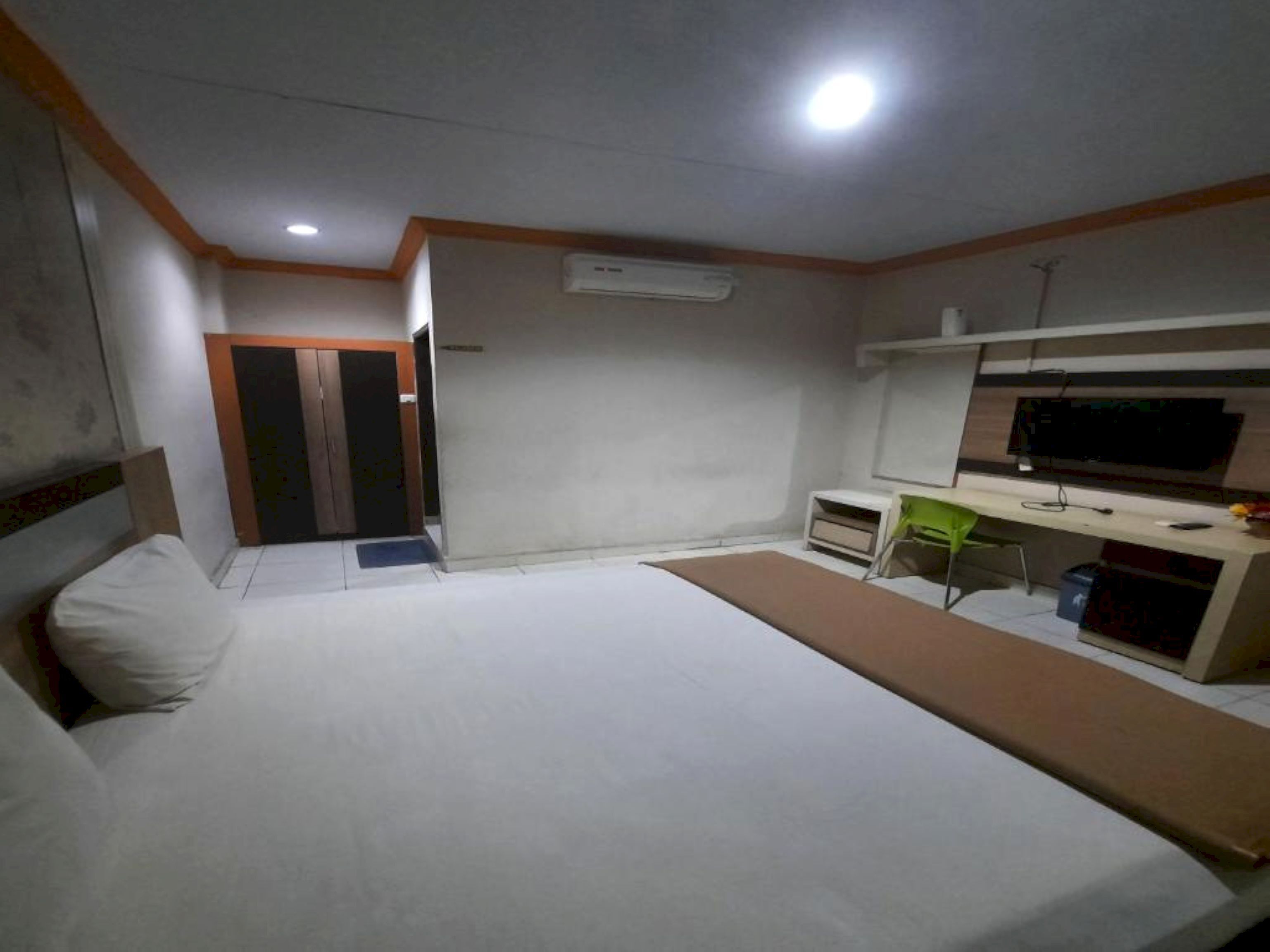 Collection O 93163 Hotel Grand Kartika
