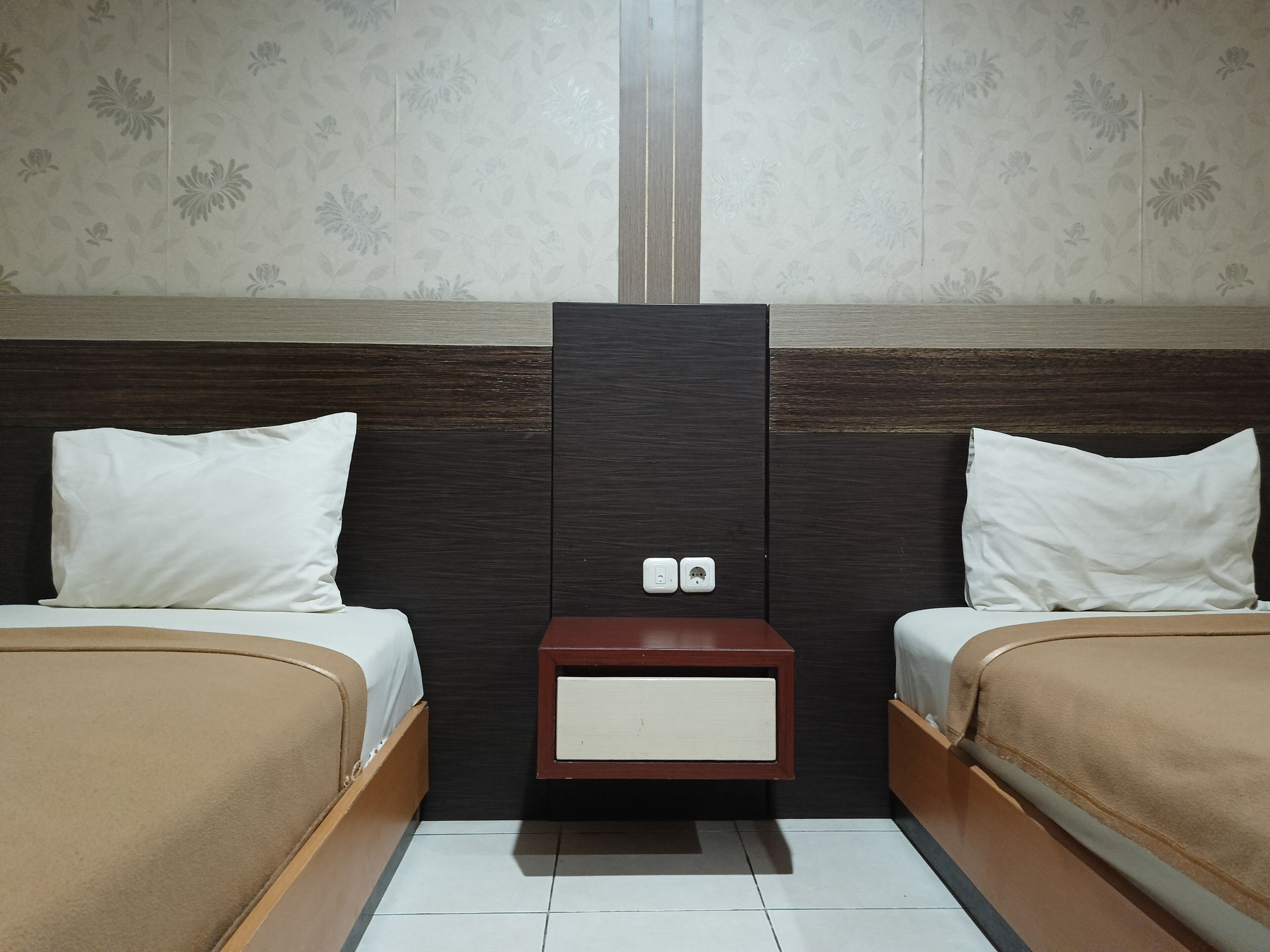 Collection O 93163 Hotel Grand Kartika