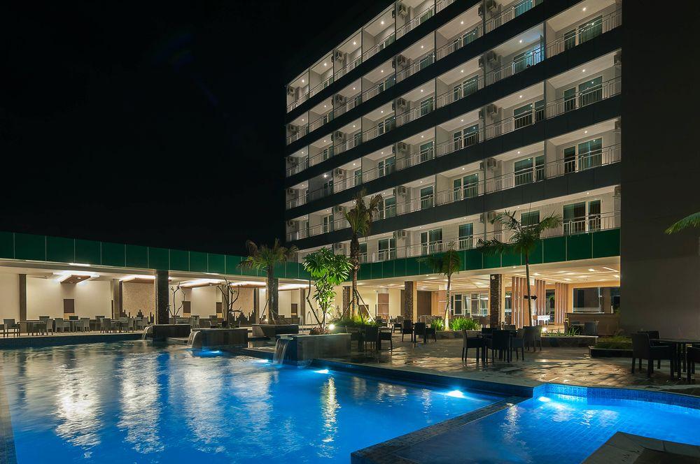 Dalton Hotel
