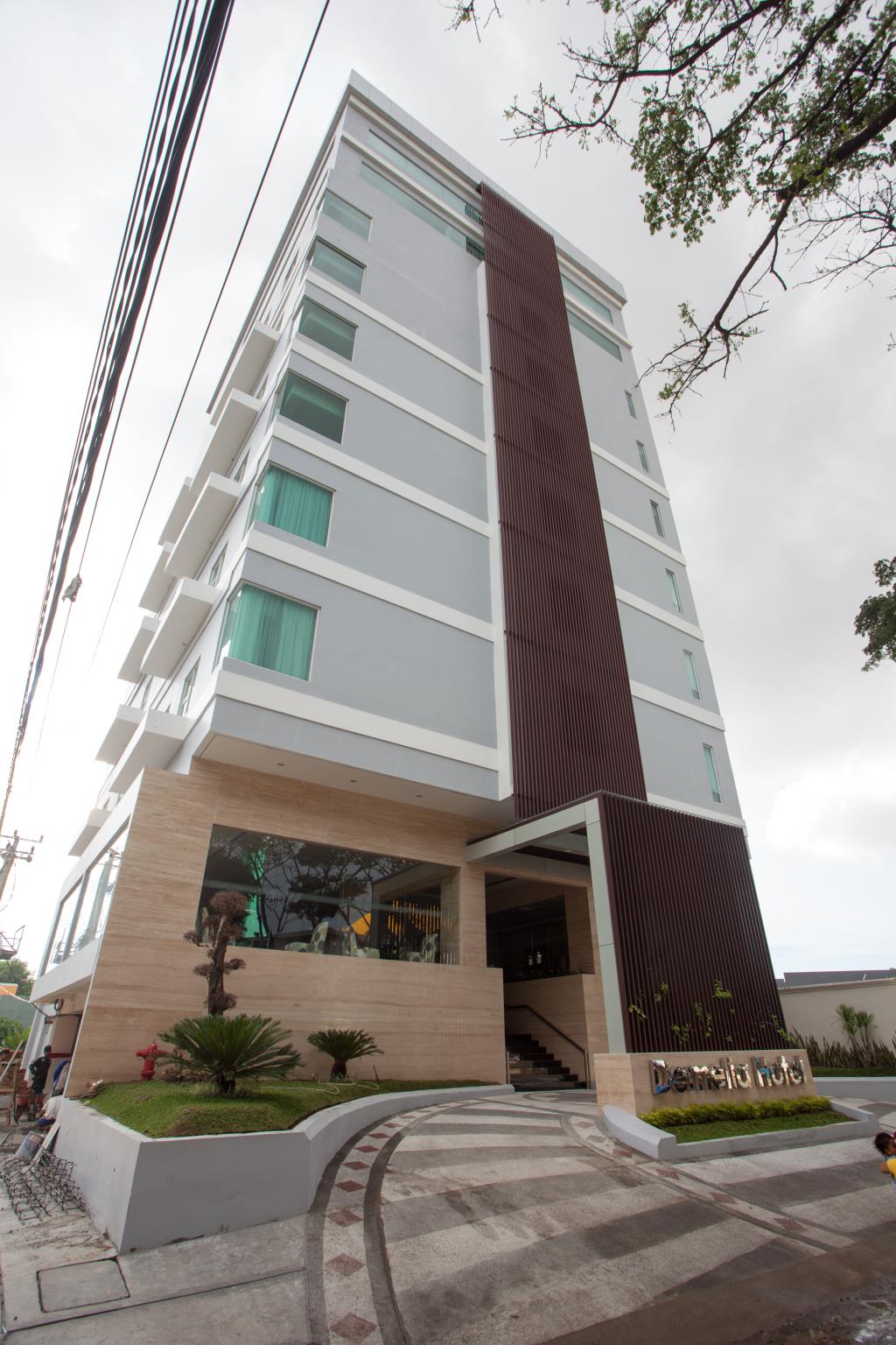 Demelia Hotel
