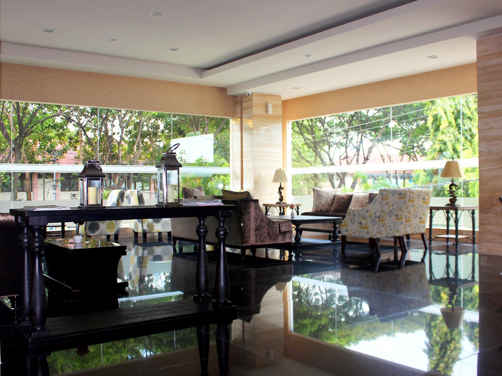 Demelia Hotel