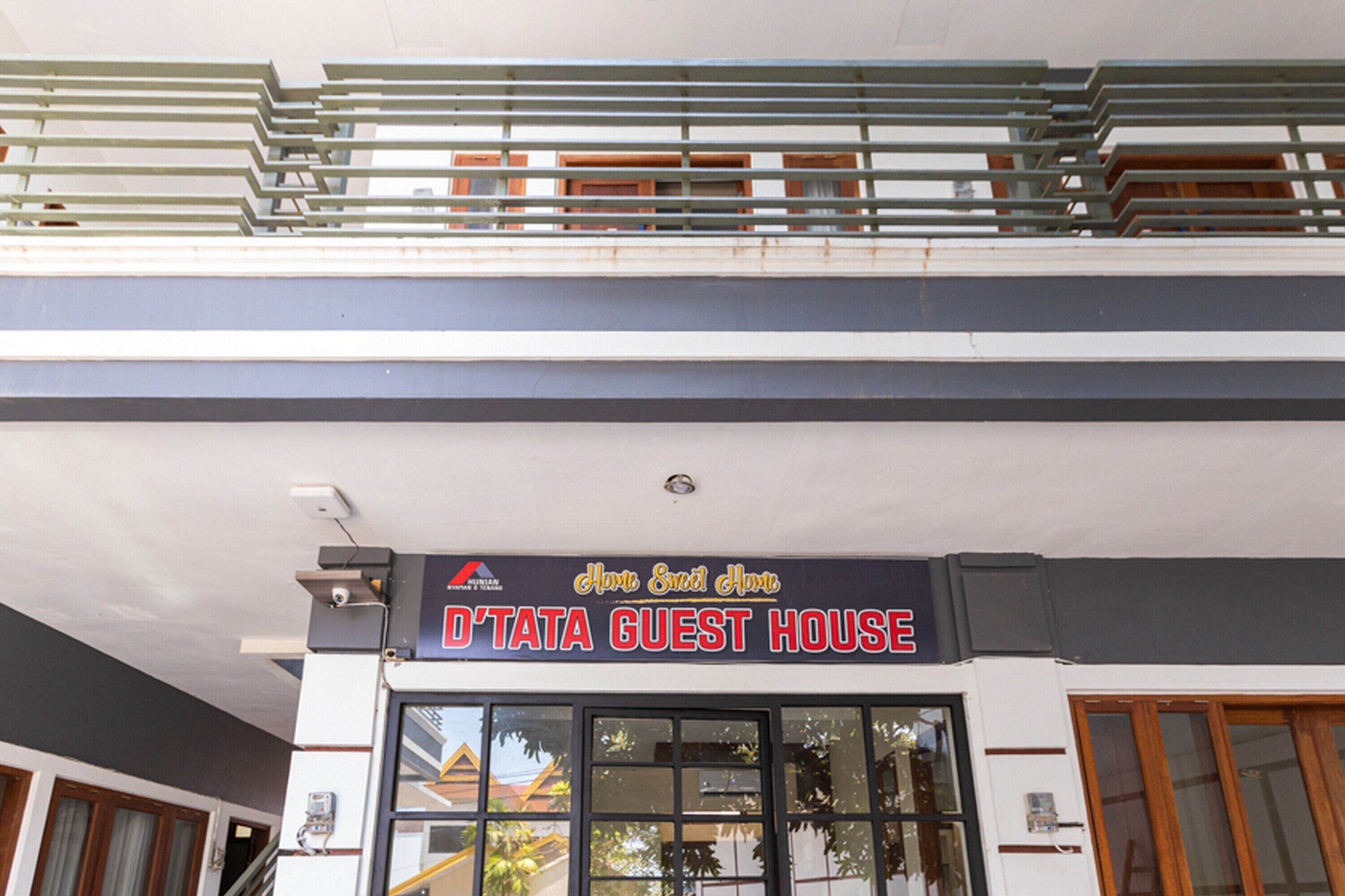 Dtata Guest House by Reddorz