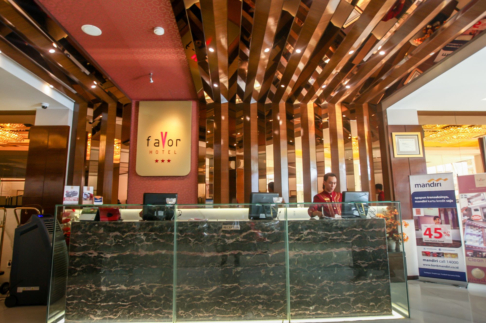 Favor Hotel
