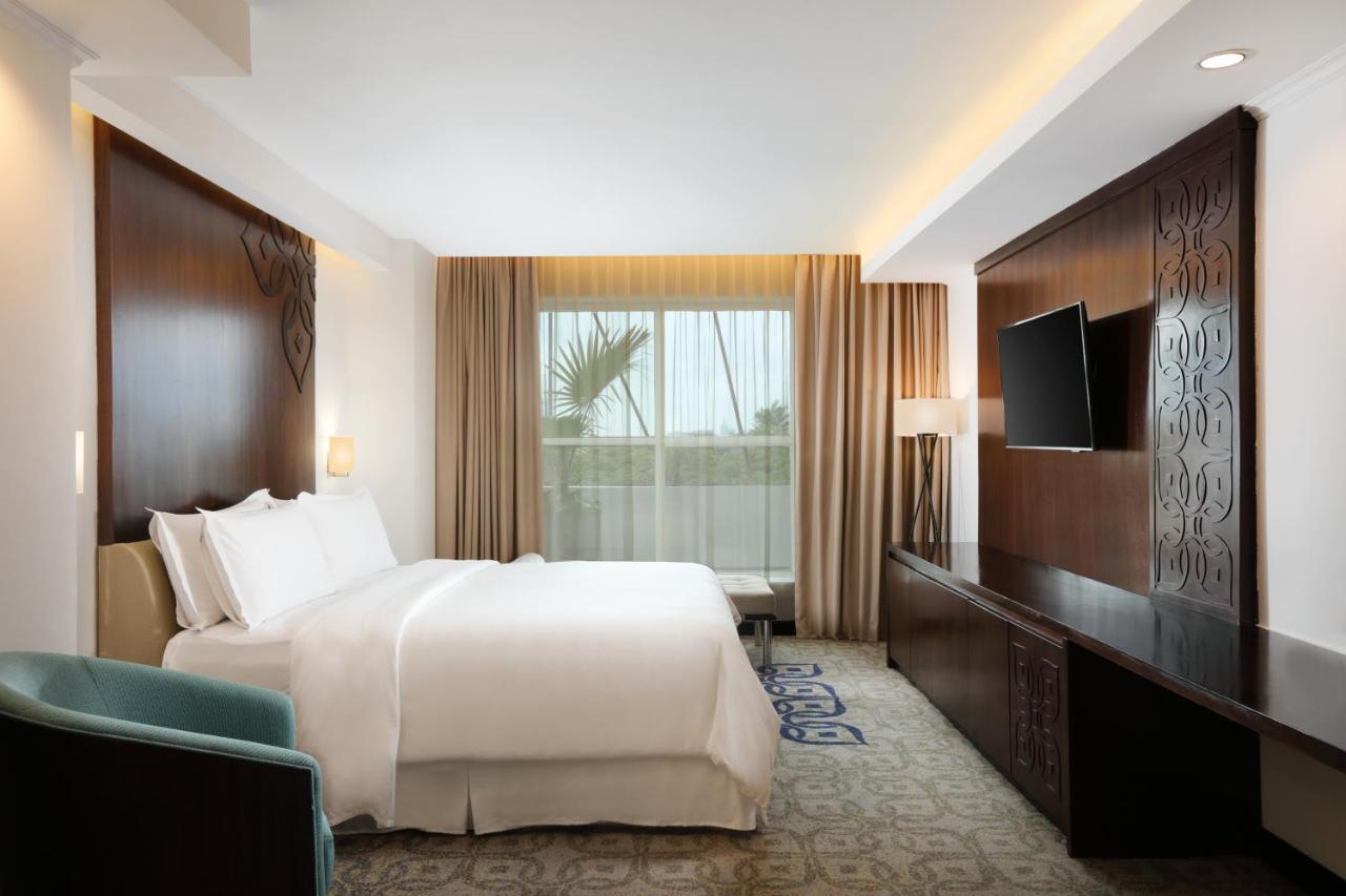 Four Points by Sheraton Makassar