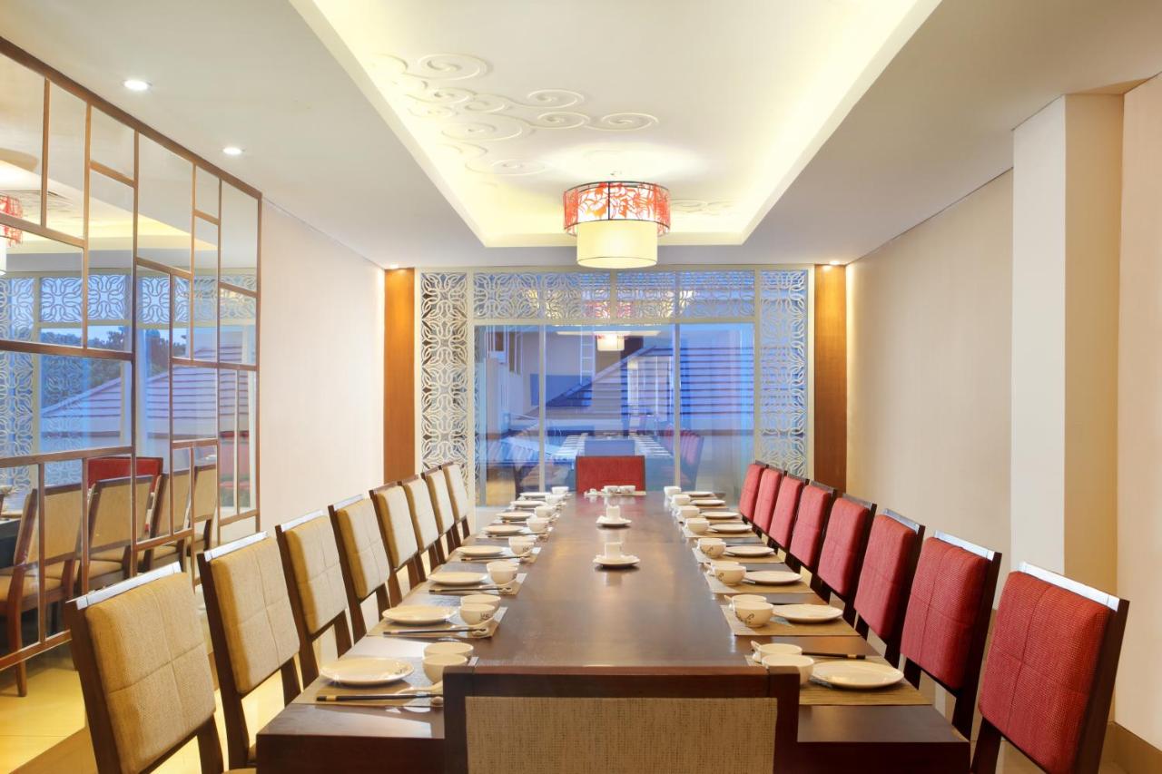 Four Points by Sheraton Makassar