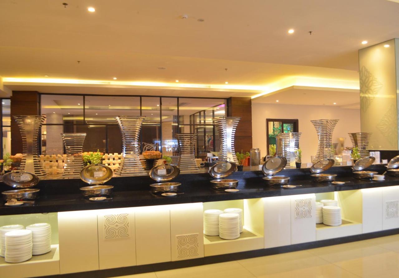 Four Points by Sheraton Makassar