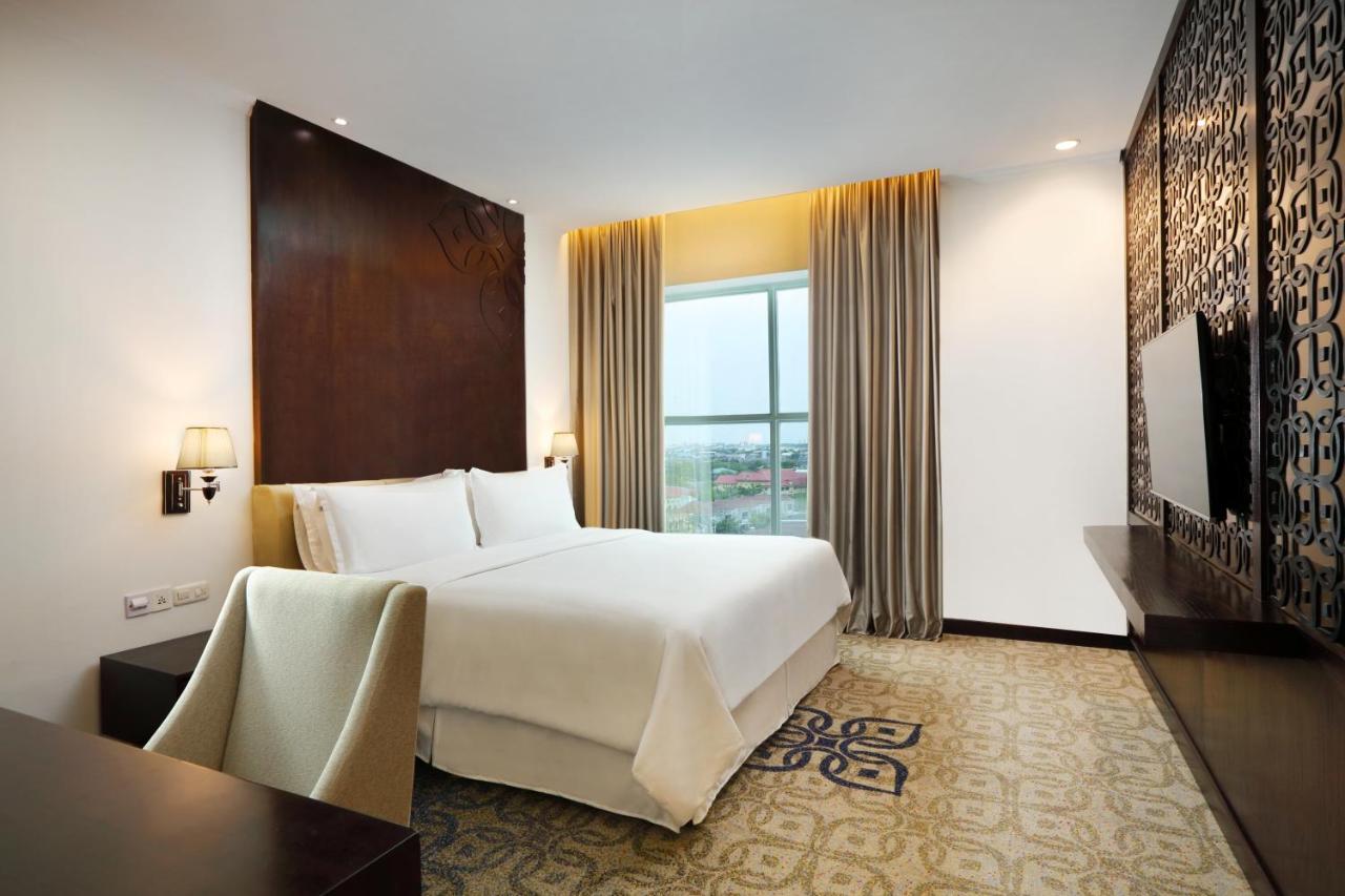 Four Points by Sheraton Makassar