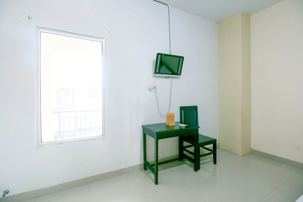 Grand Azizah by OYO Rooms