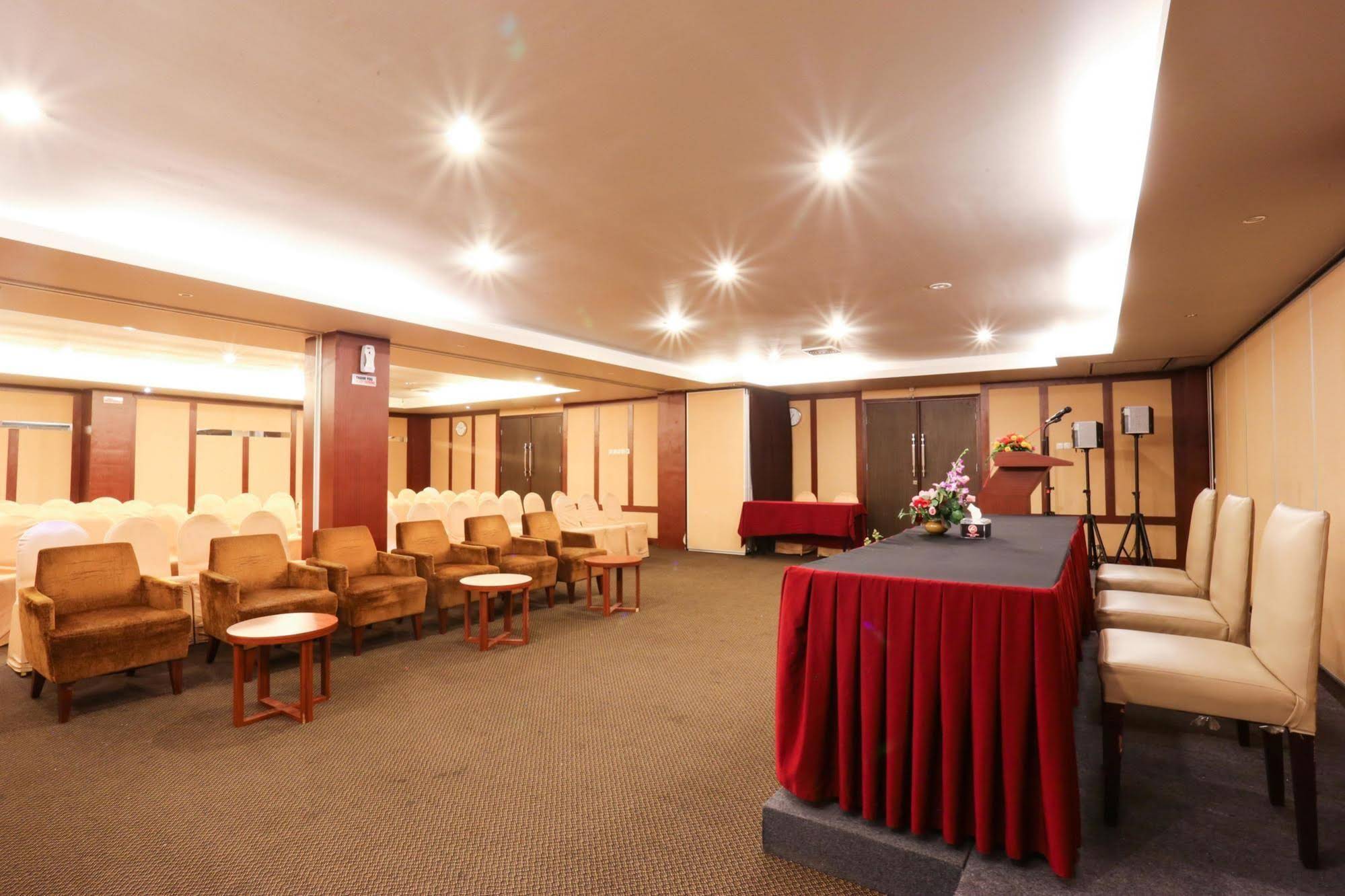 All Nite & Day Hotel Makassar