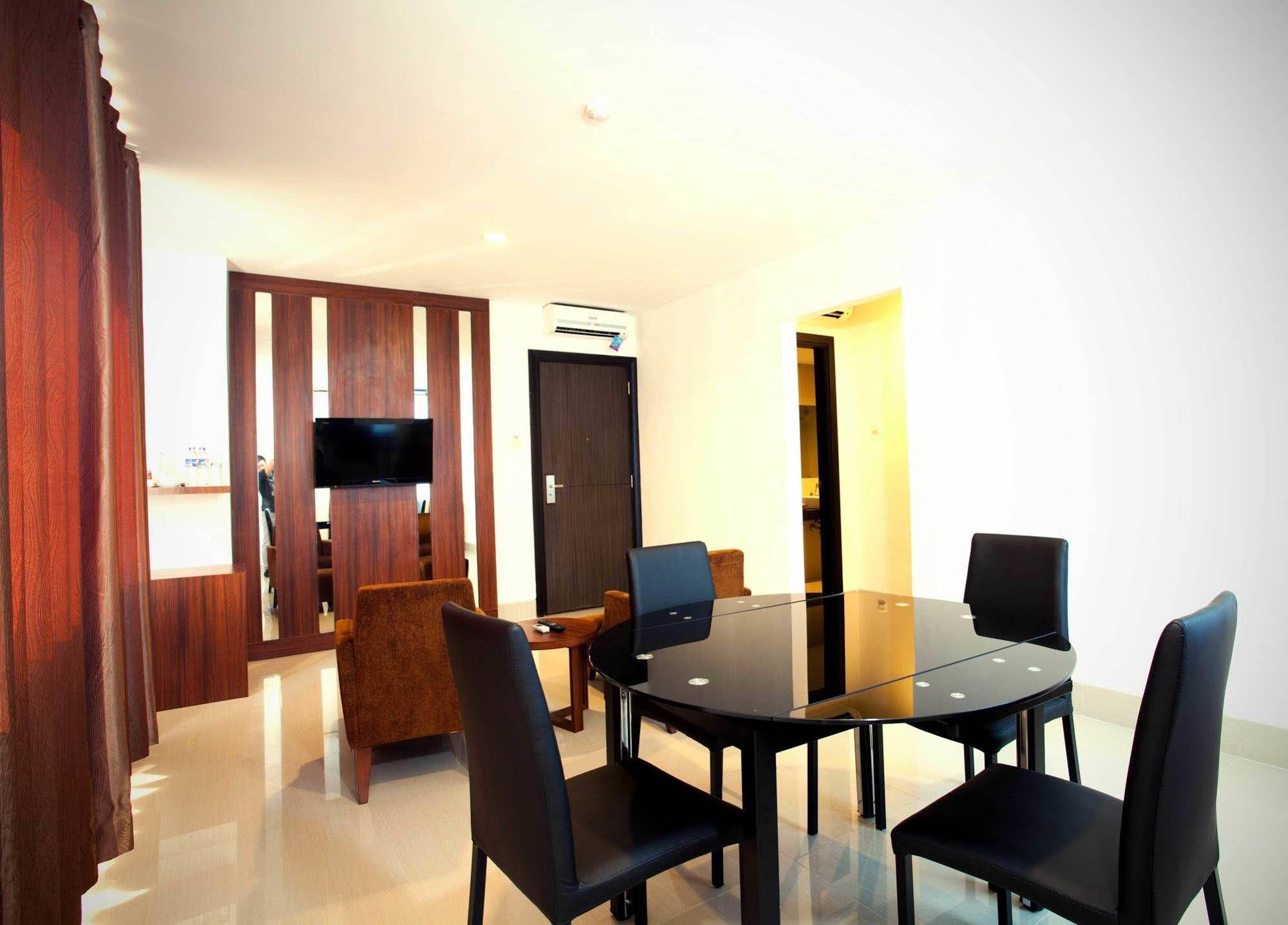 All Nite & Day Hotel Makassar