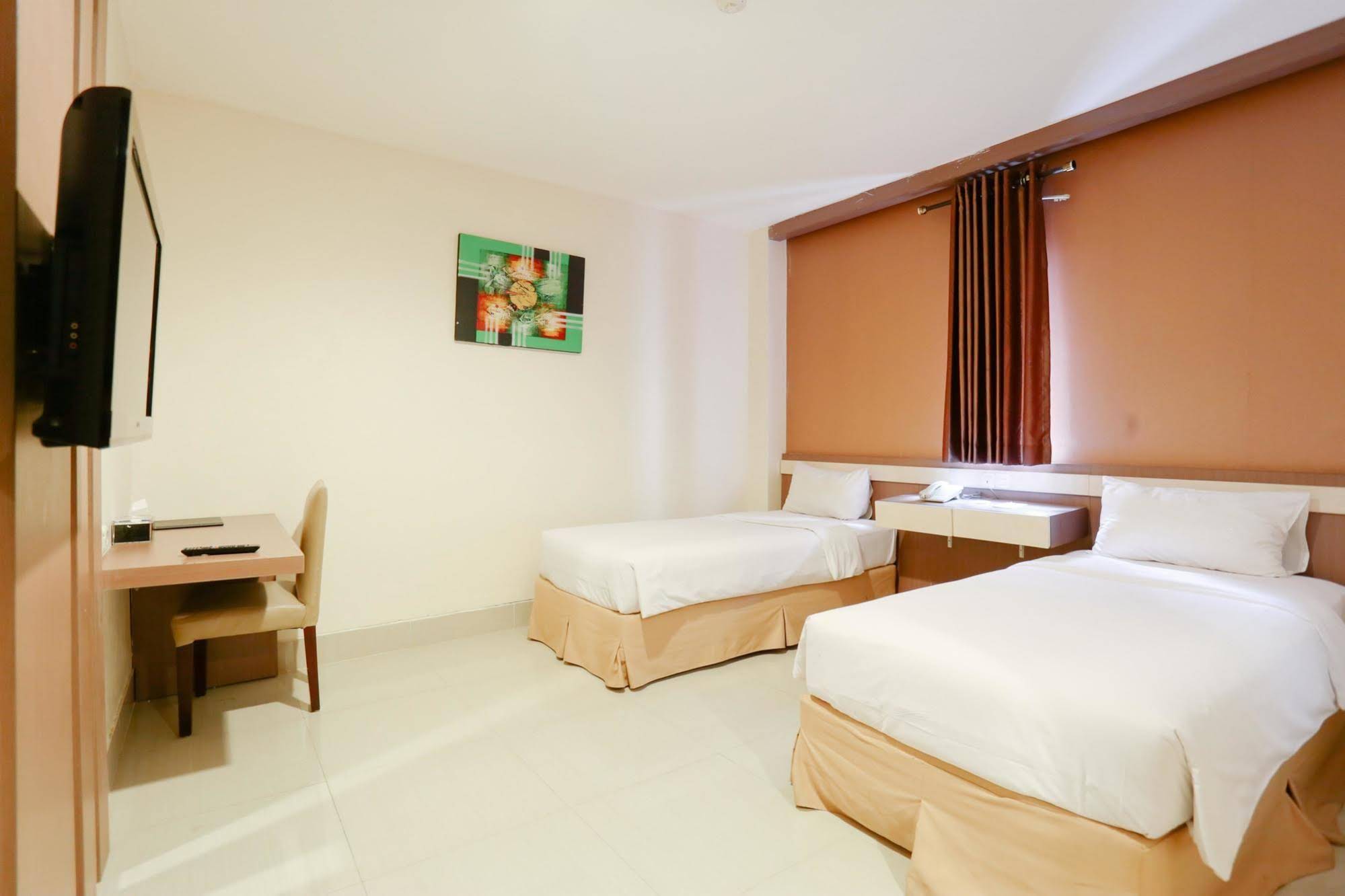 All Nite & Day Hotel Makassar