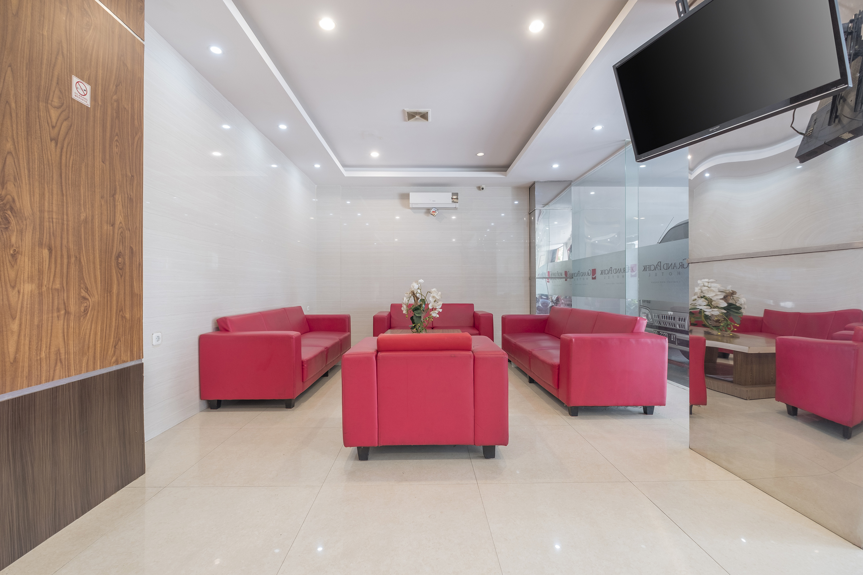 Grand Pacifik Hotel By OYO Rooms