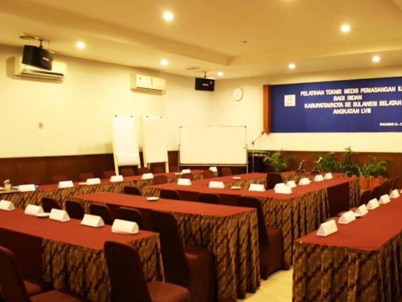 Grand Palace Hotel