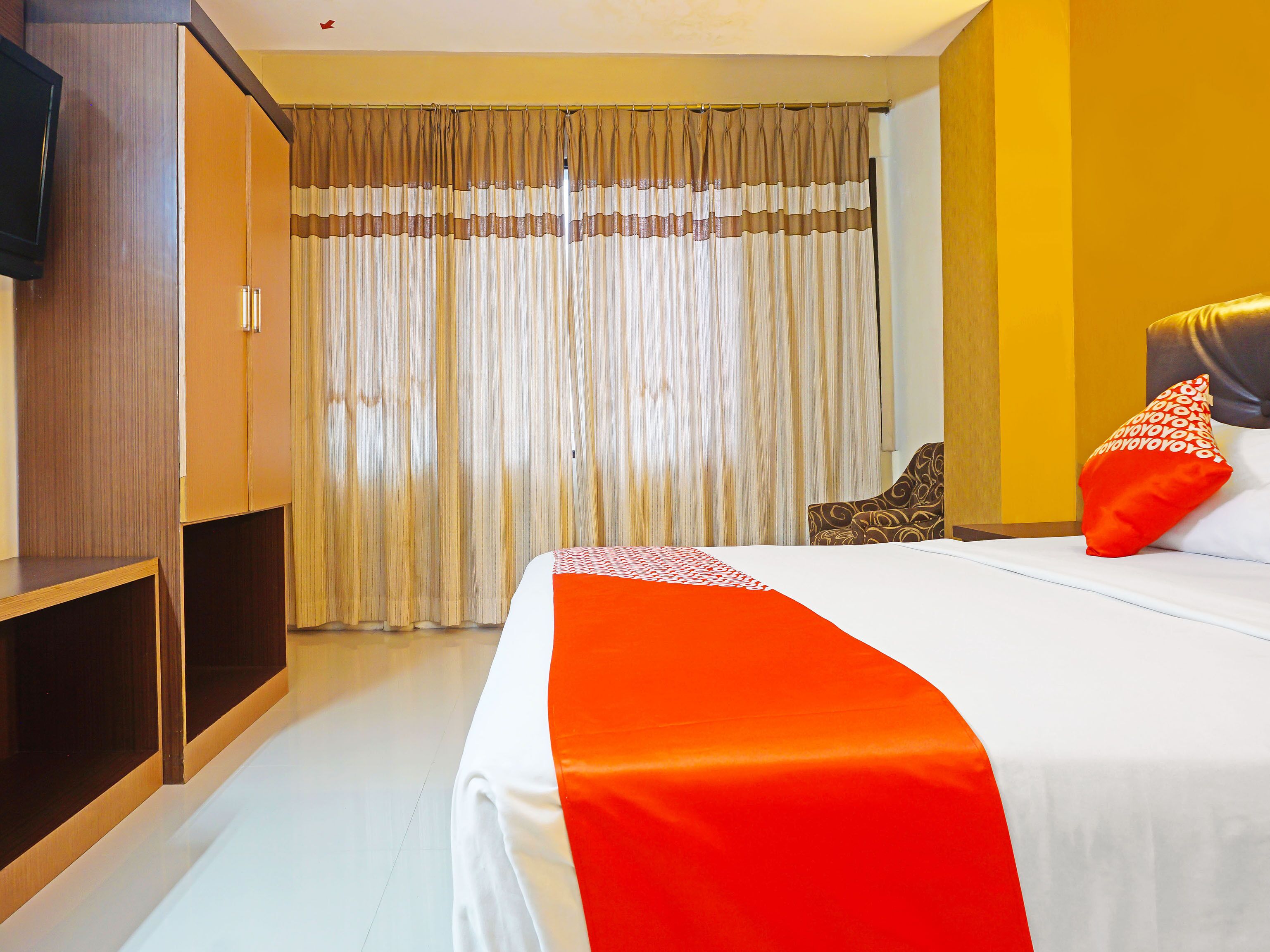 Grand Populer Hotel By RedDoorz