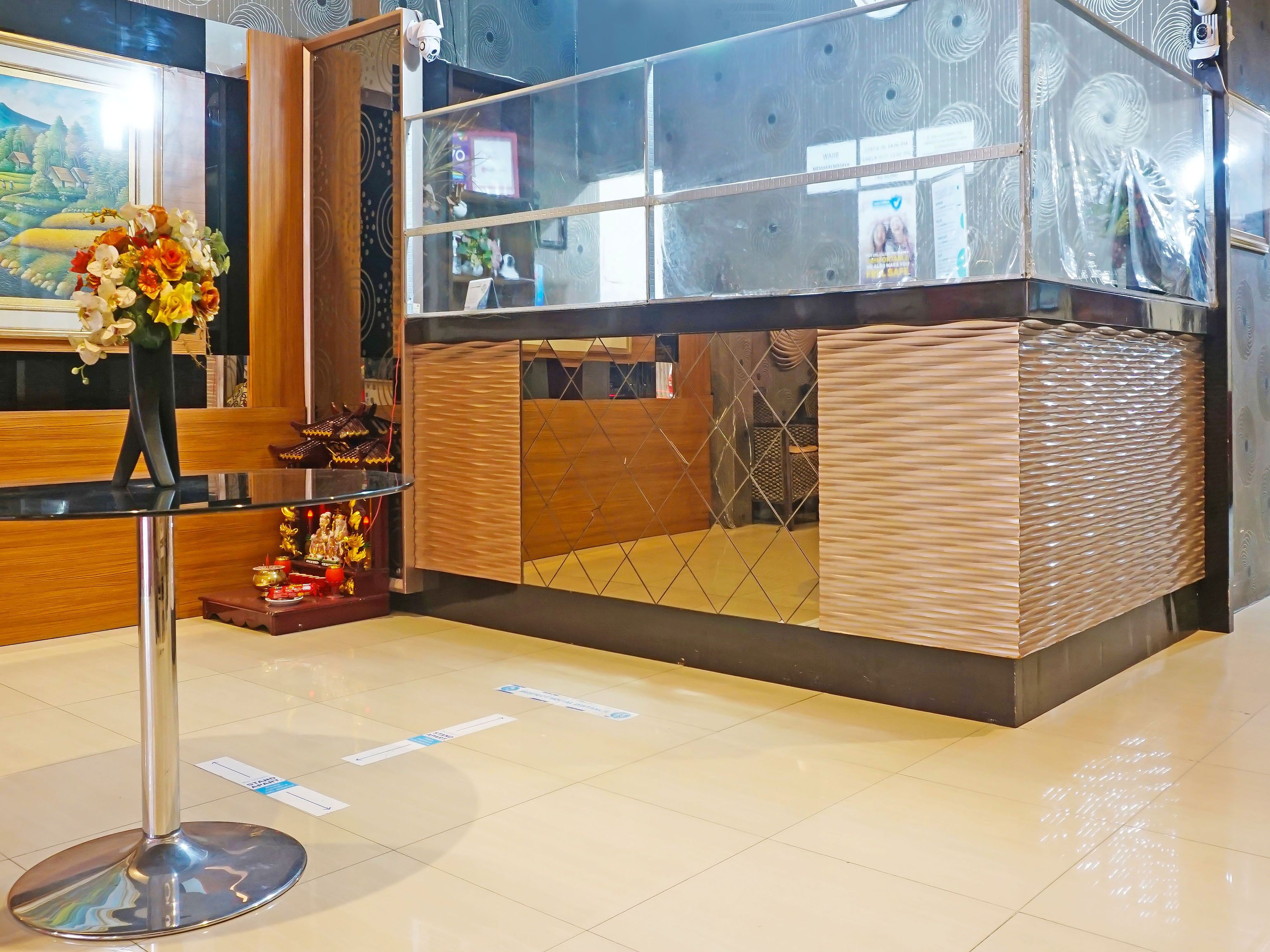 Grand Populer Hotel By RedDoorz