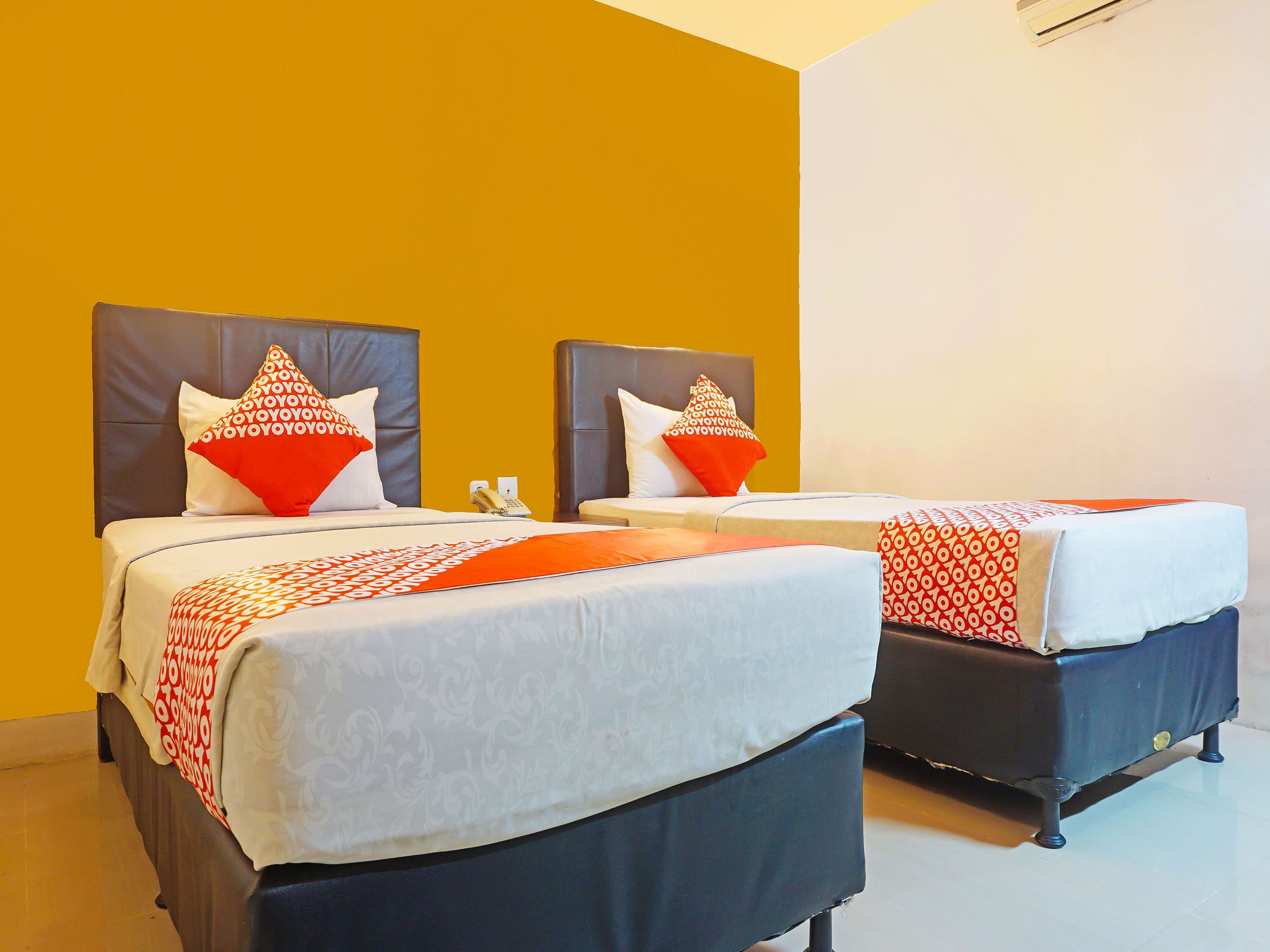 Grand Populer Hotel By RedDoorz