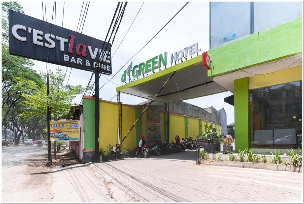 Green Hotel by RedDoorz
