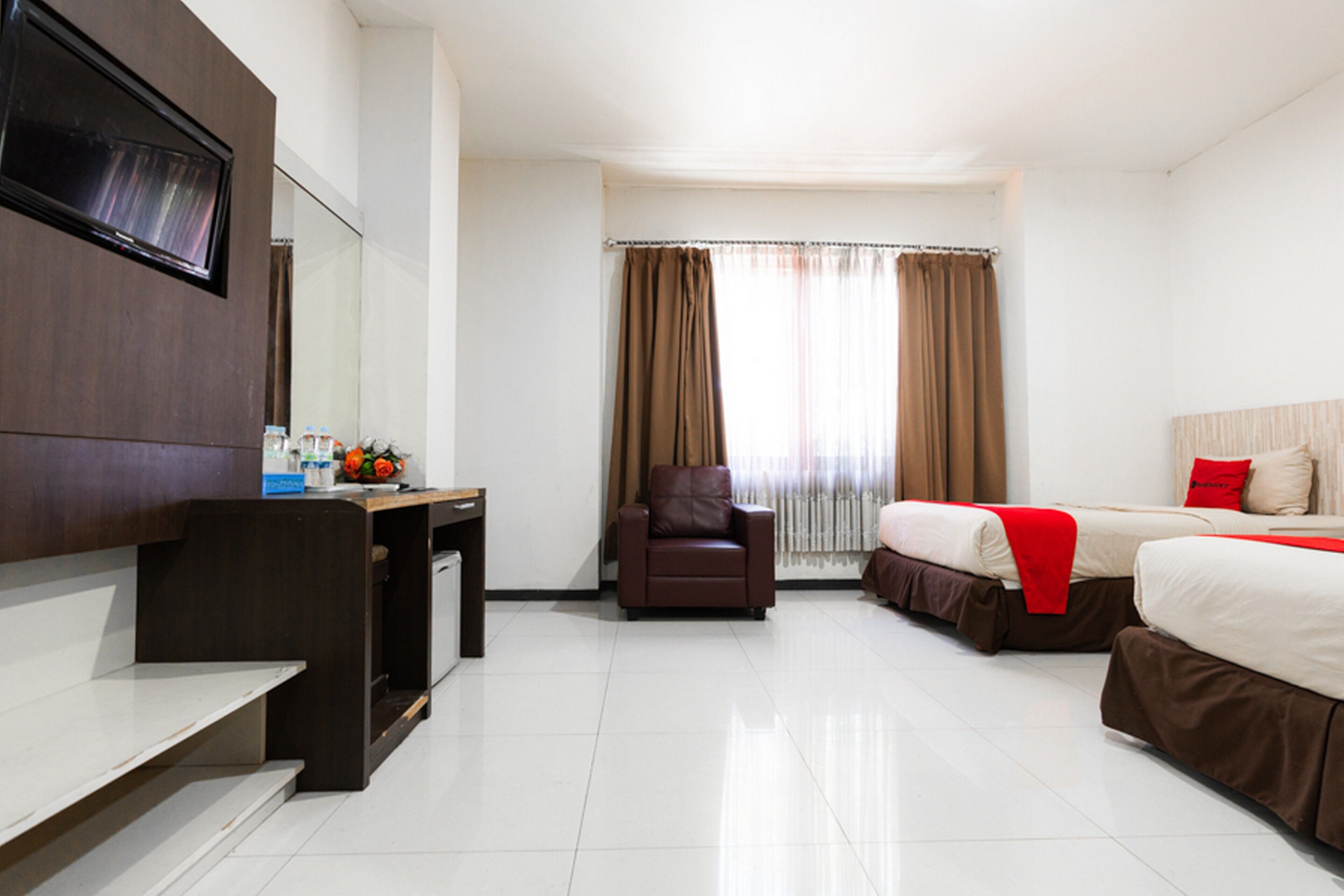 Hotel Agraha Andalas