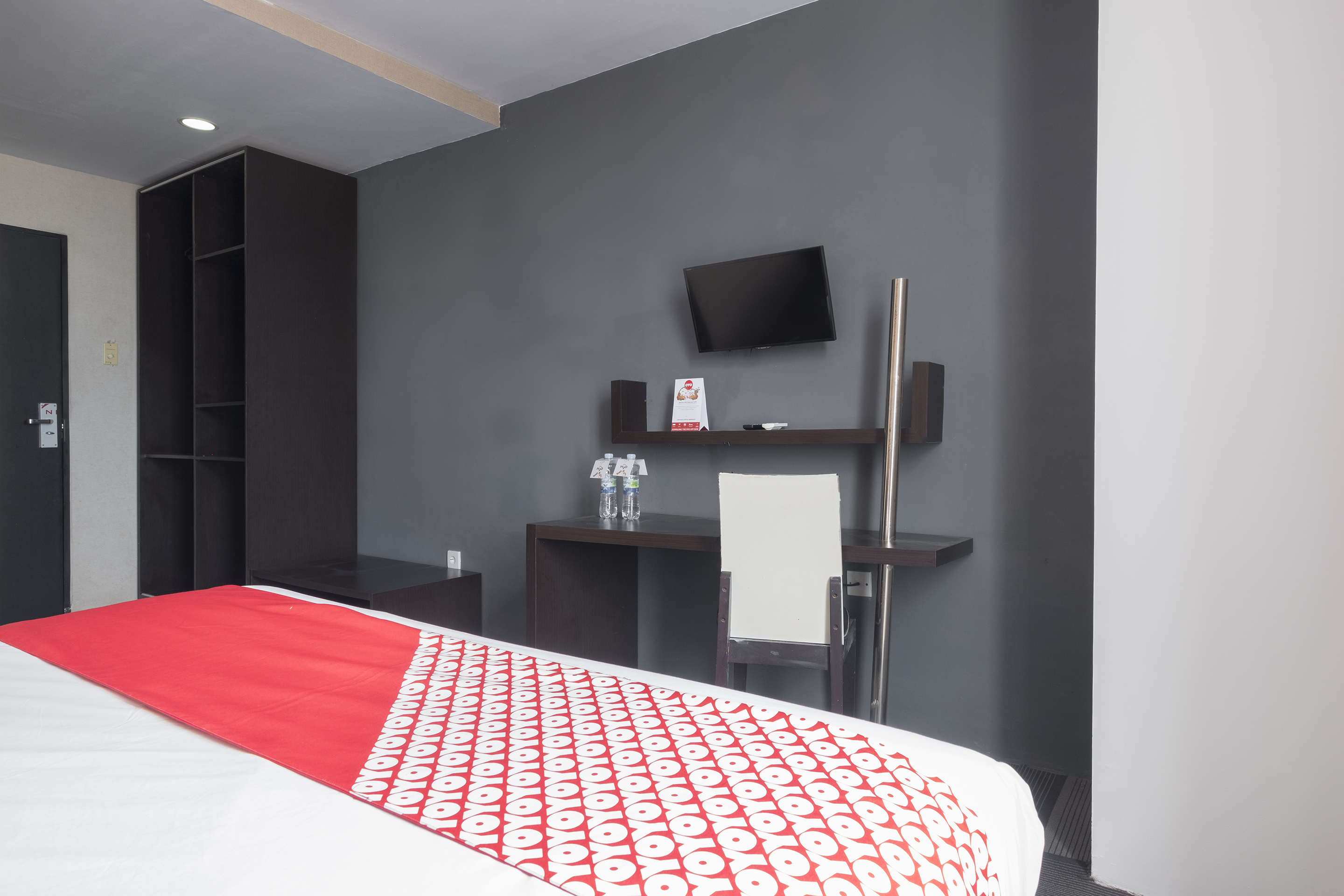 Hotel Asyra By OYO Rooms