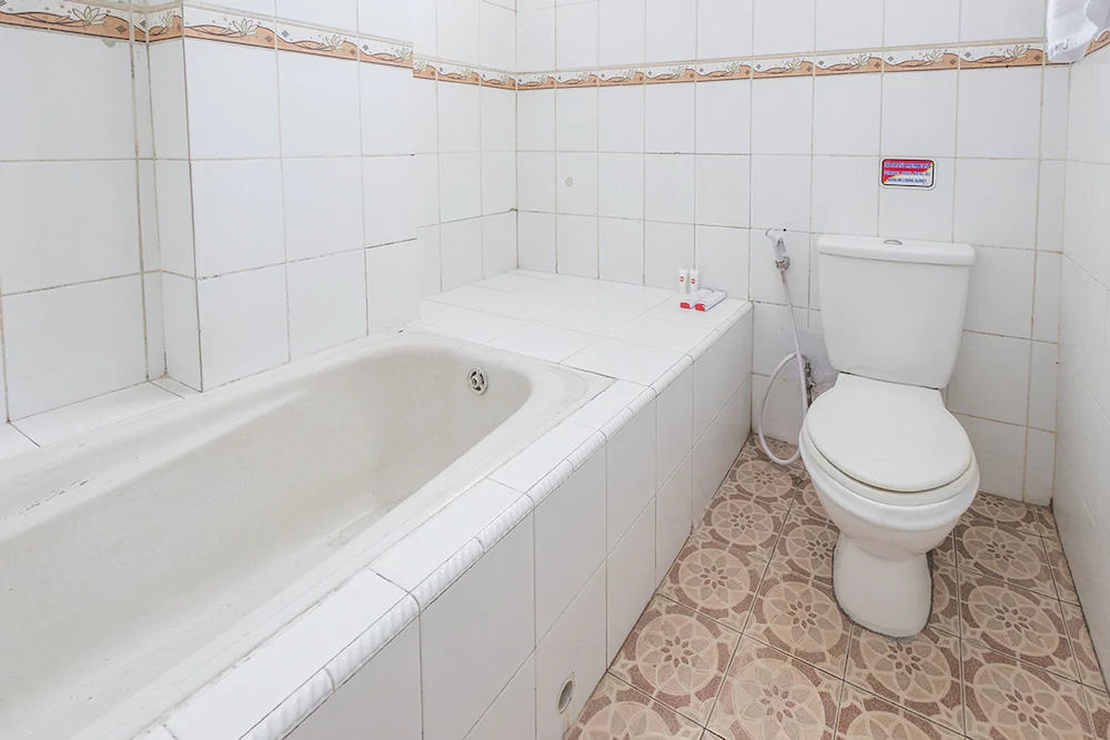 Hotel Benhil Toddopuli by OYO Rooms