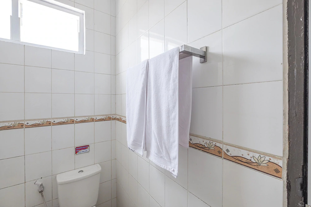 Hotel Benhil Toddopuli by OYO Rooms