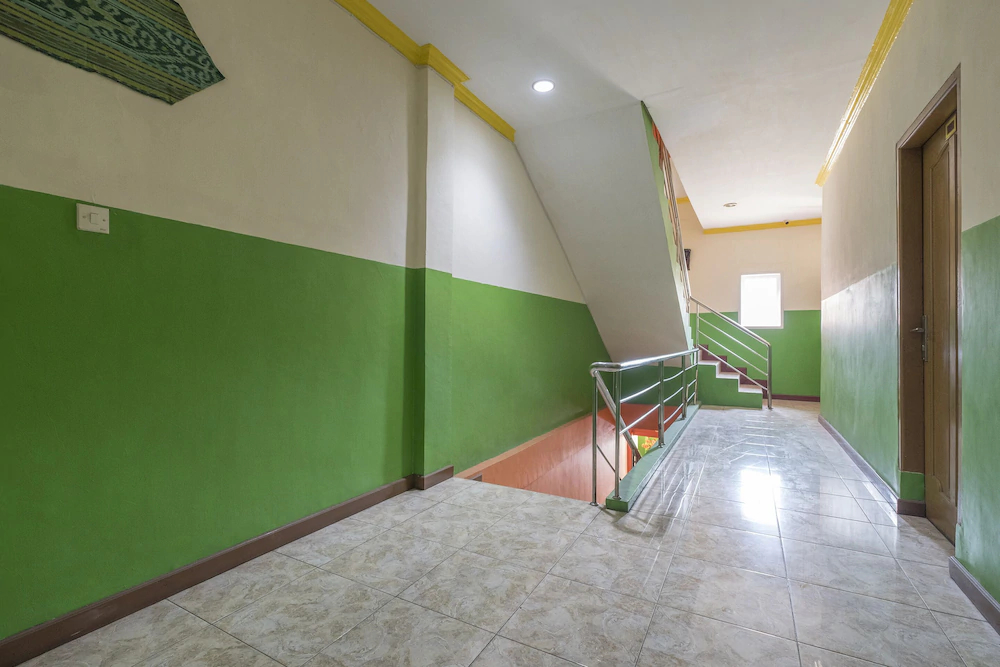 Hotel Benhil Toddopuli by OYO Rooms