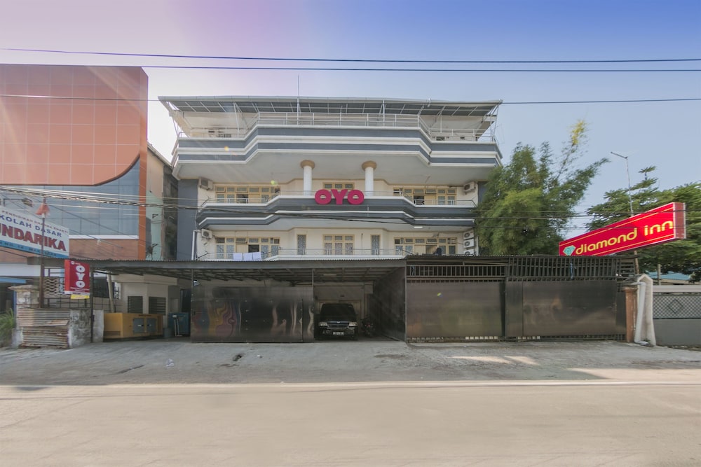 Hotel Diamond Inn by OYO Rooms