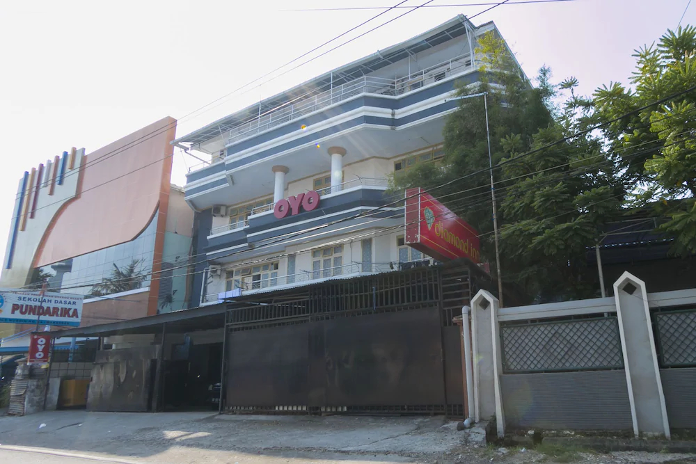 Hotel Diamond Inn by OYO Rooms