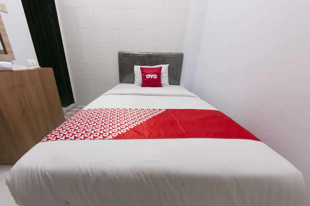 Hotel Diamond Inn by OYO Rooms