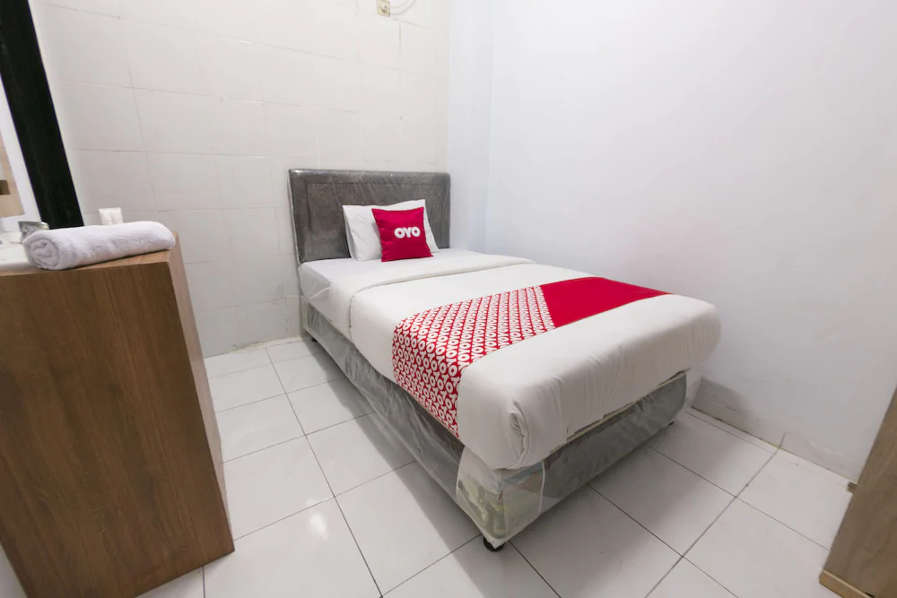 Hotel Diamond Inn by OYO Rooms