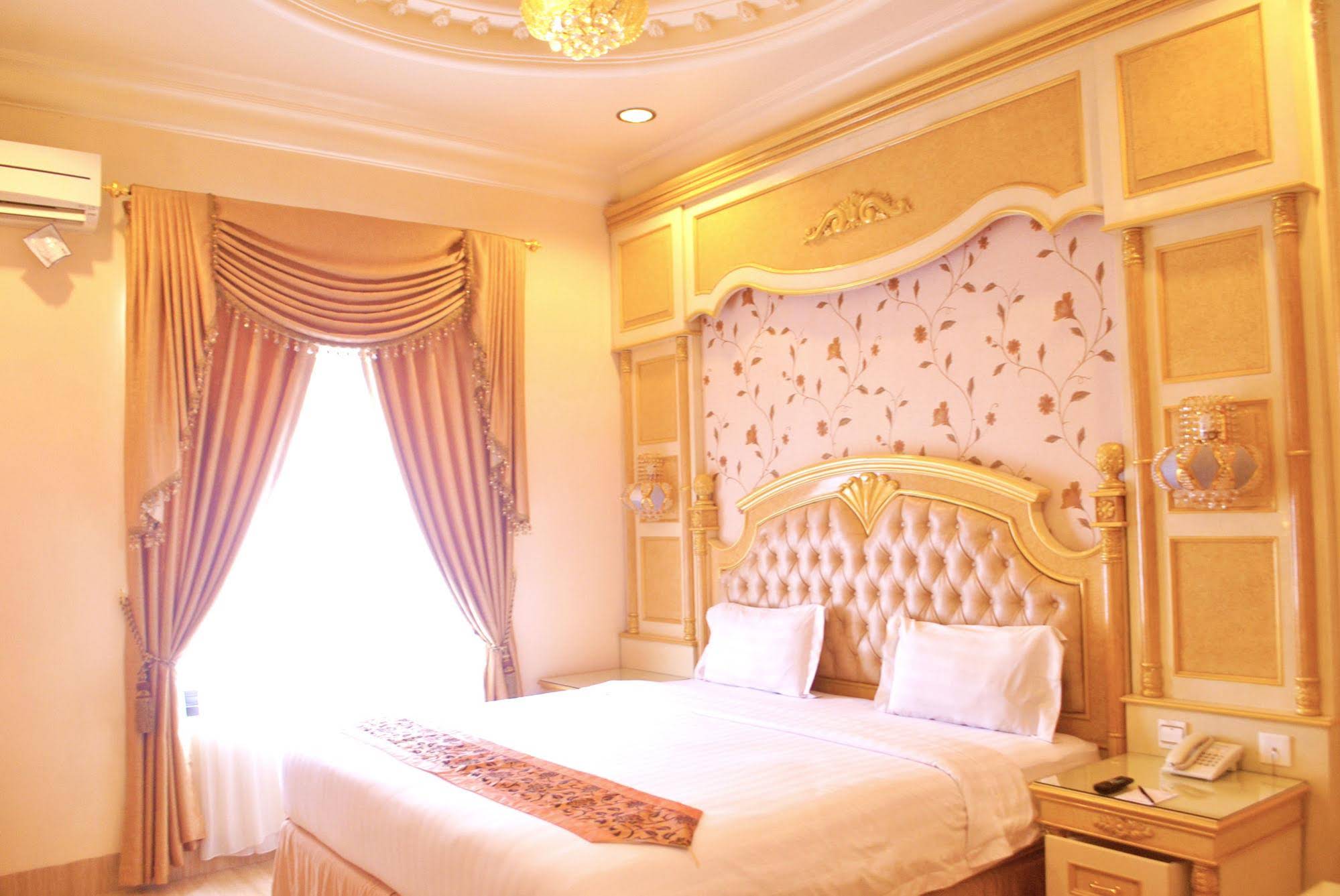 Hotel Grand Town