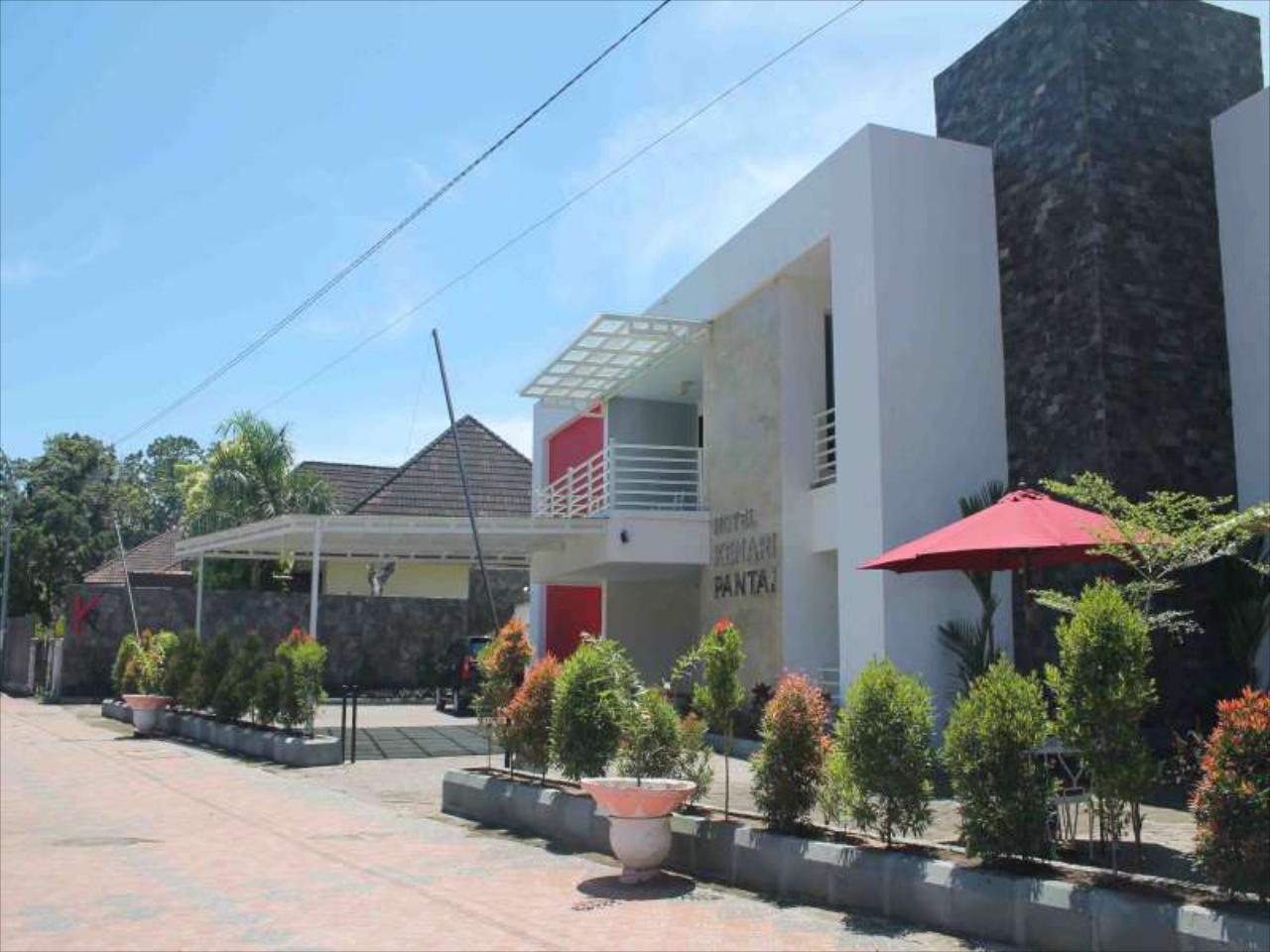 Hotel Kenari Pantai