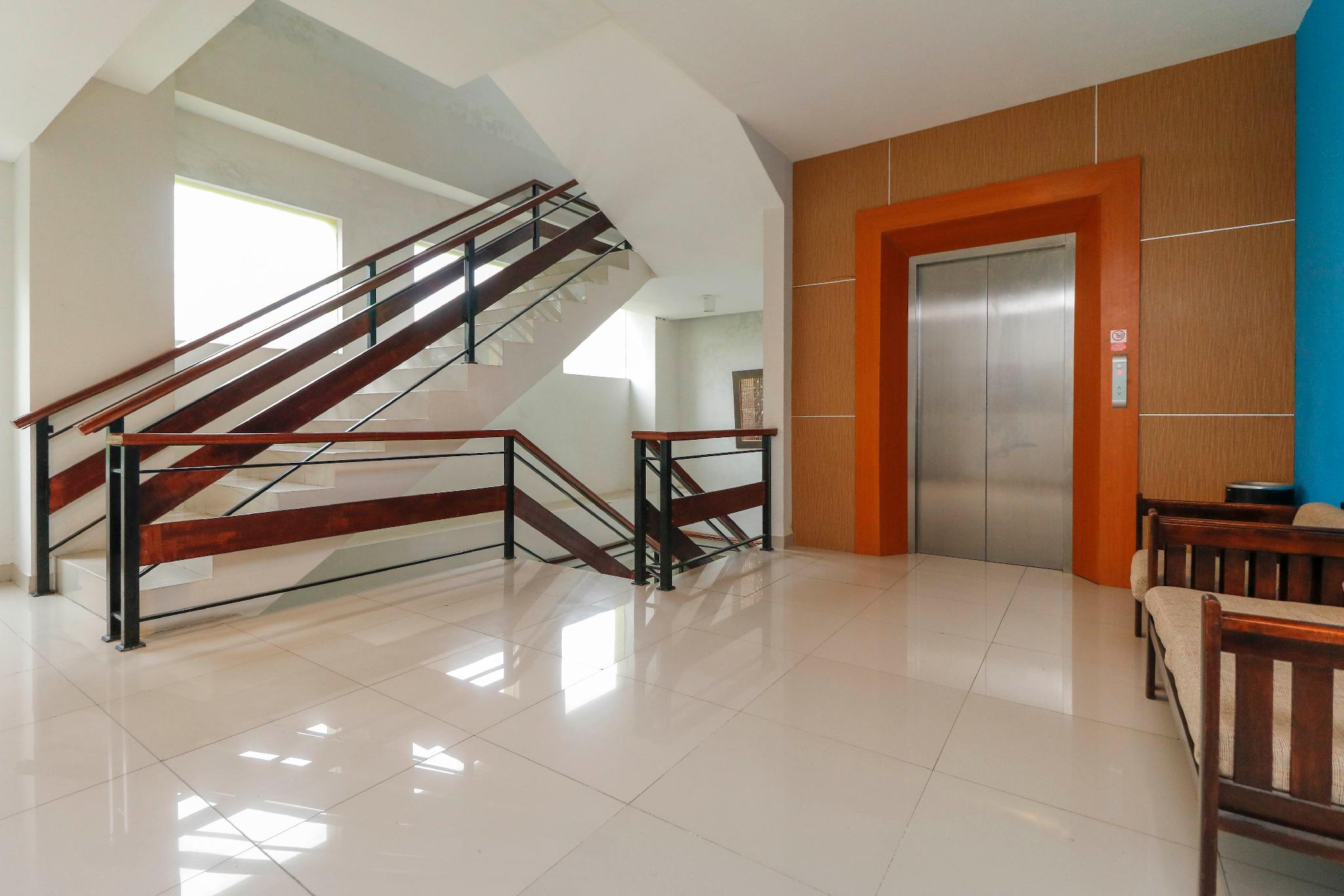 Hotel Artha Kencana