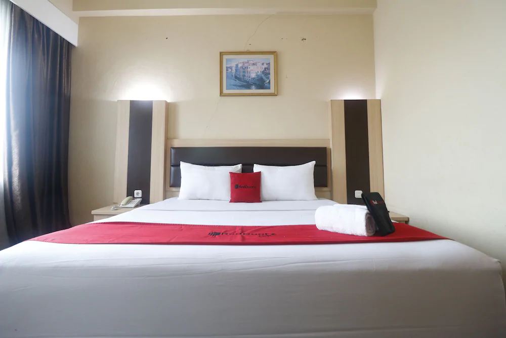 Hotel Wisata II Uit By RedDoorz