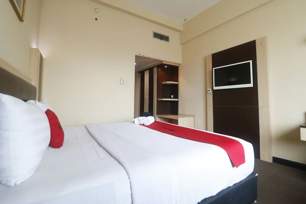 Hotel Wisata II Uit By RedDoorz