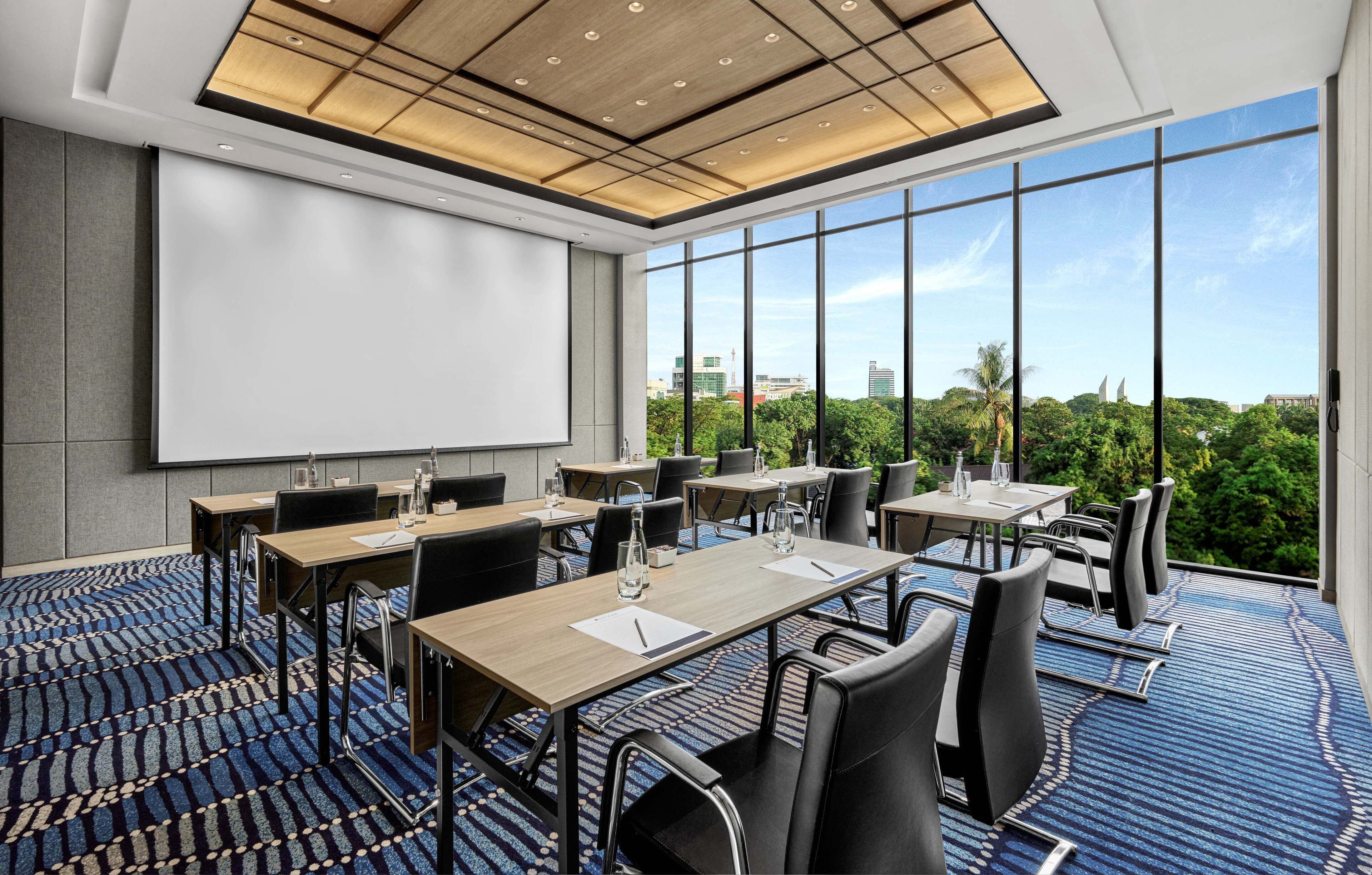 Hyatt Place Makassar
