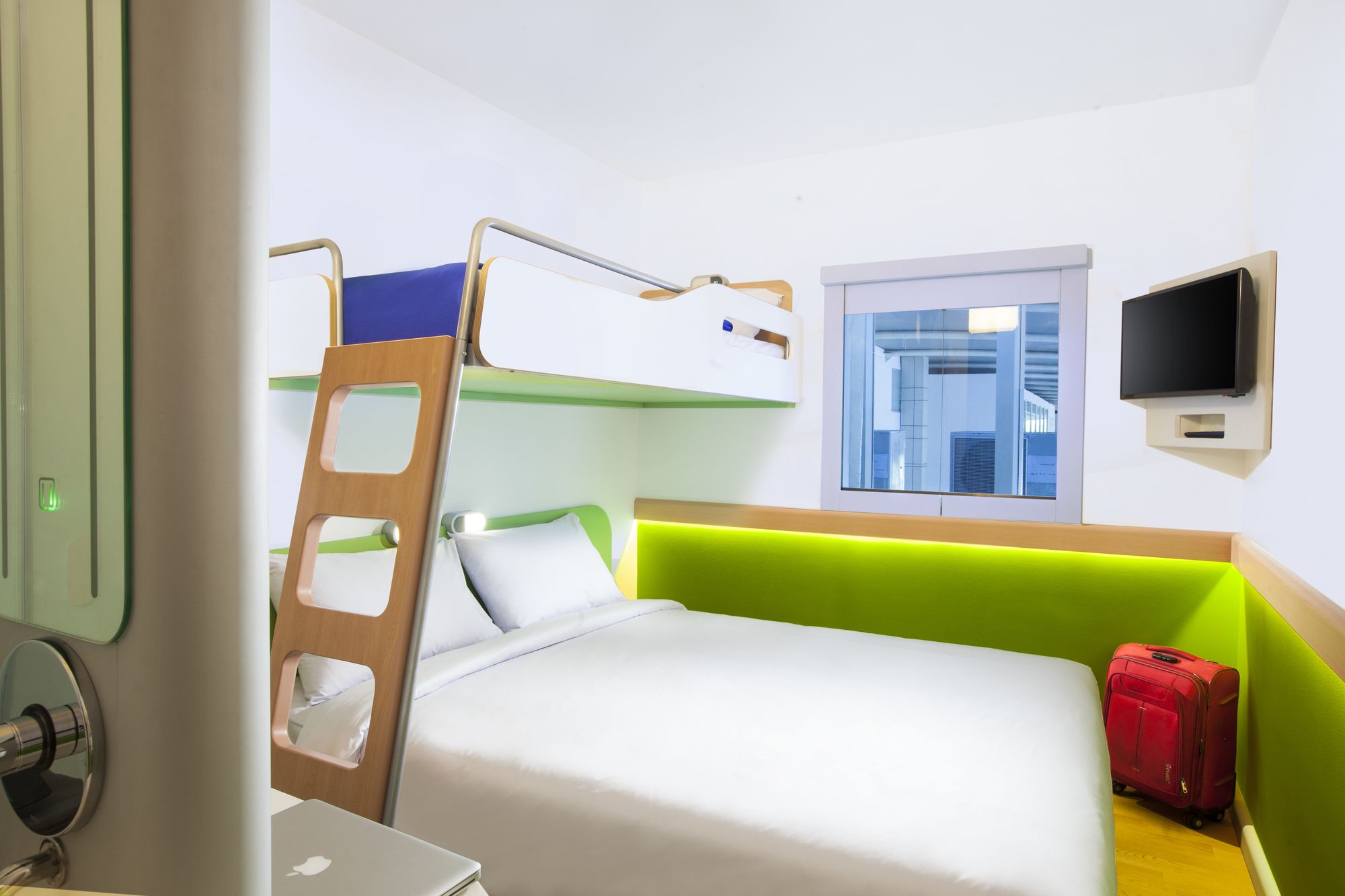 ibis budget Makassar Airport