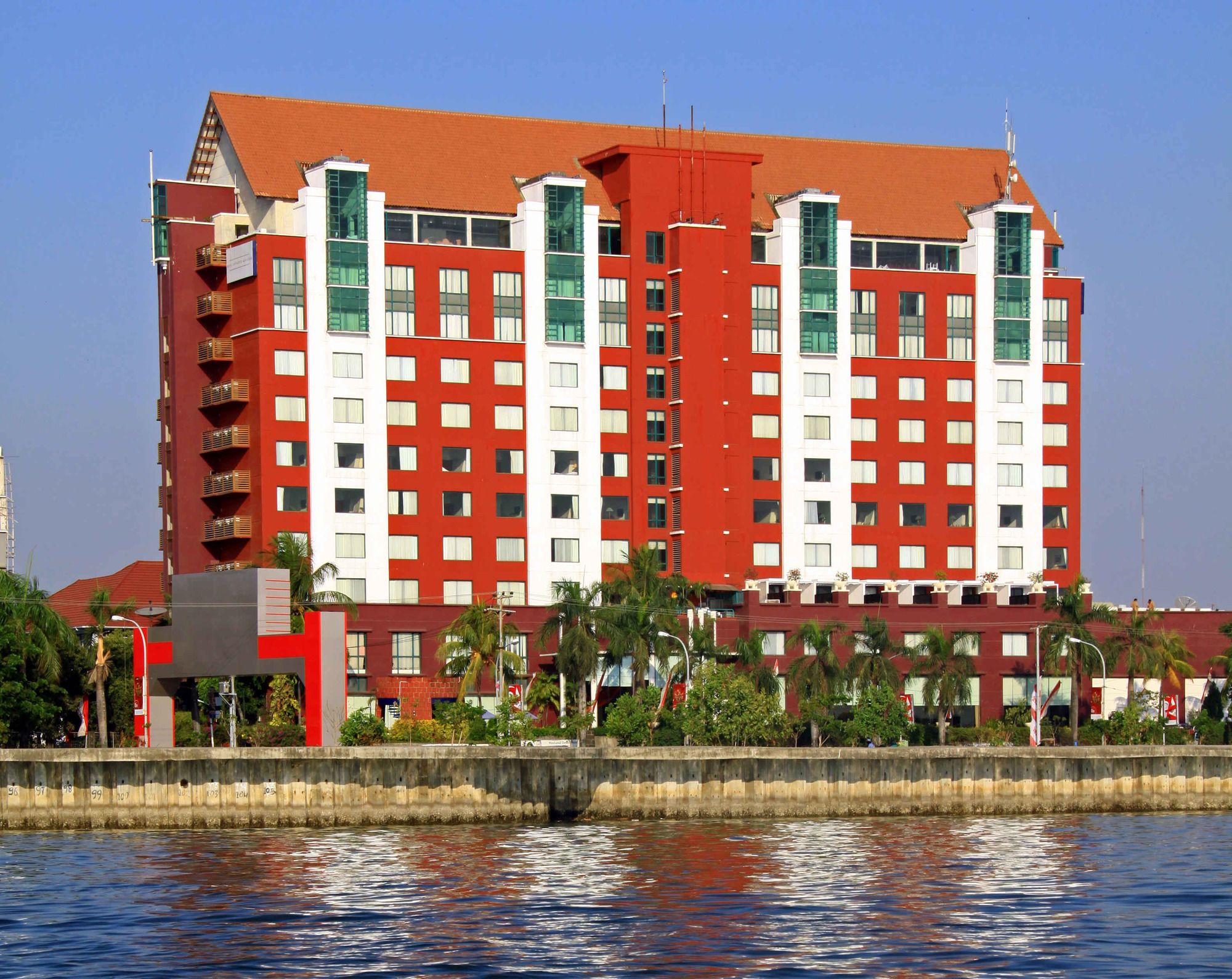 Imperial Aryaduta Makassar