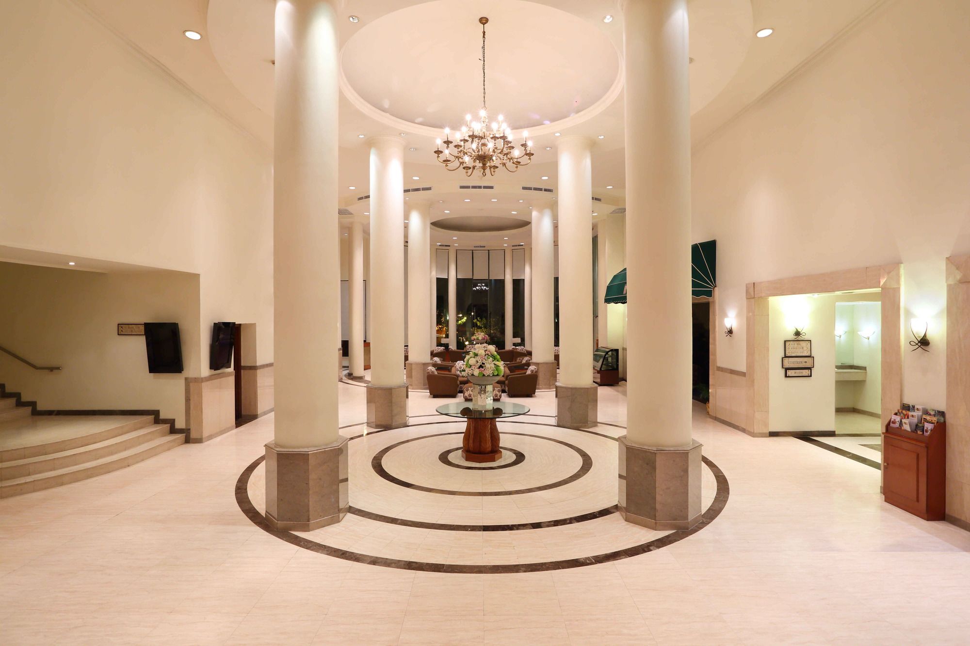 Imperial Aryaduta Makassar
