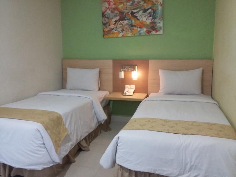 JL Star Hotel