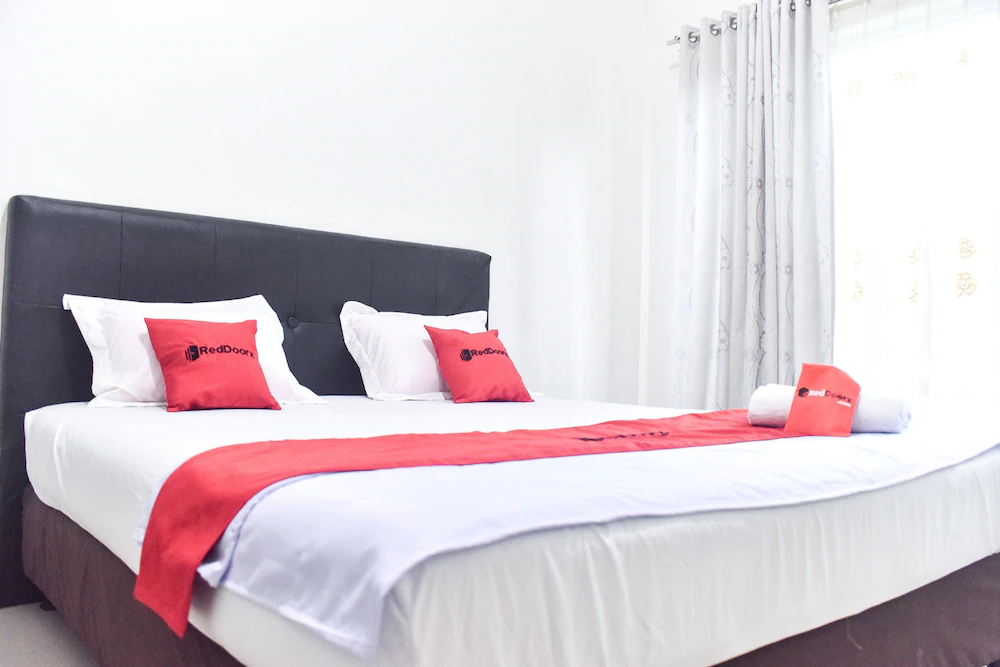 KG Kanaka Giana Hotel by RedDoorz