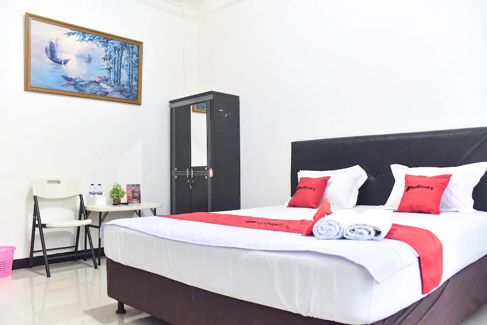 KG Kanaka Giana Hotel by RedDoorz