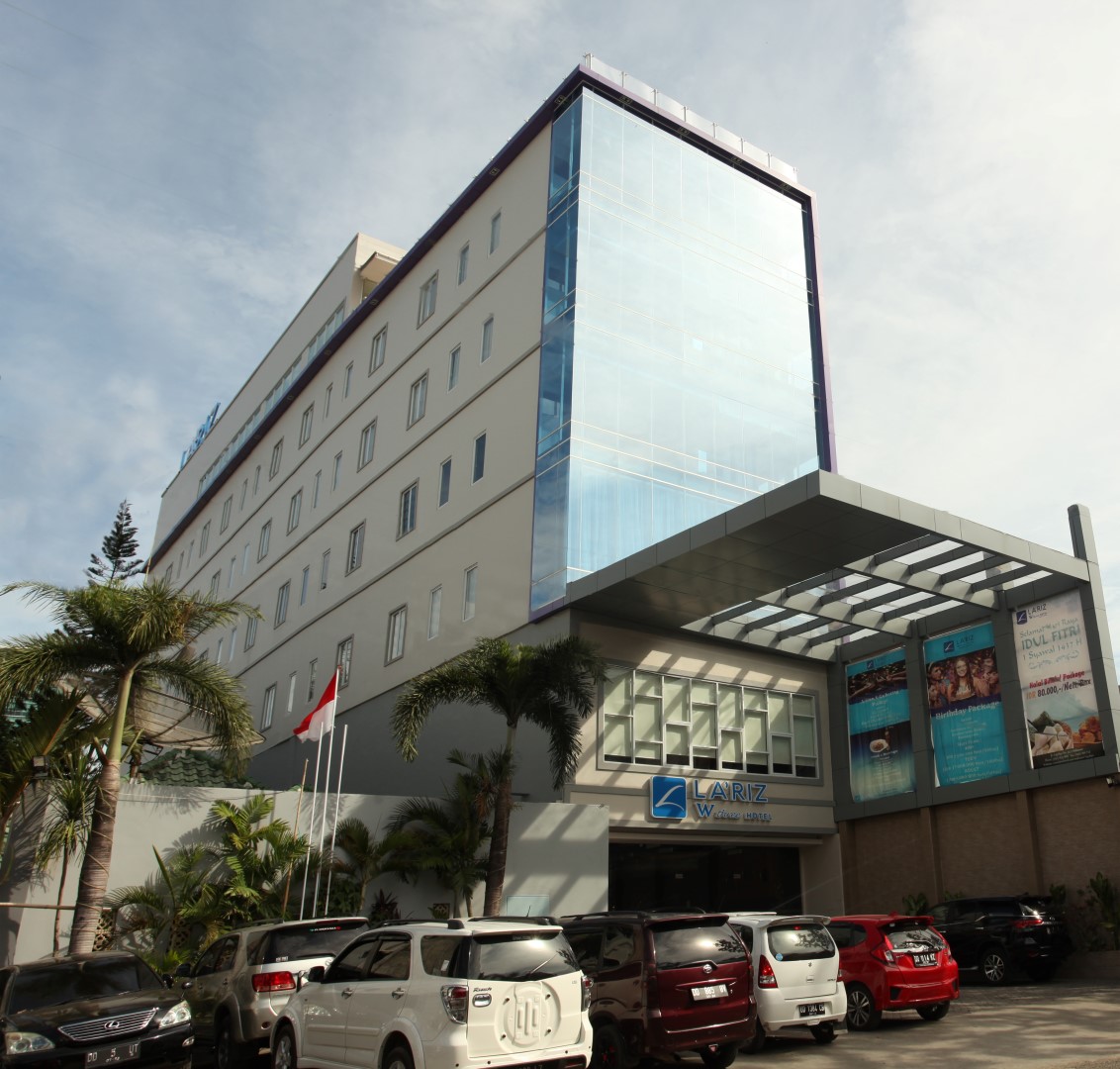LA'RIZ Wthree Hotel