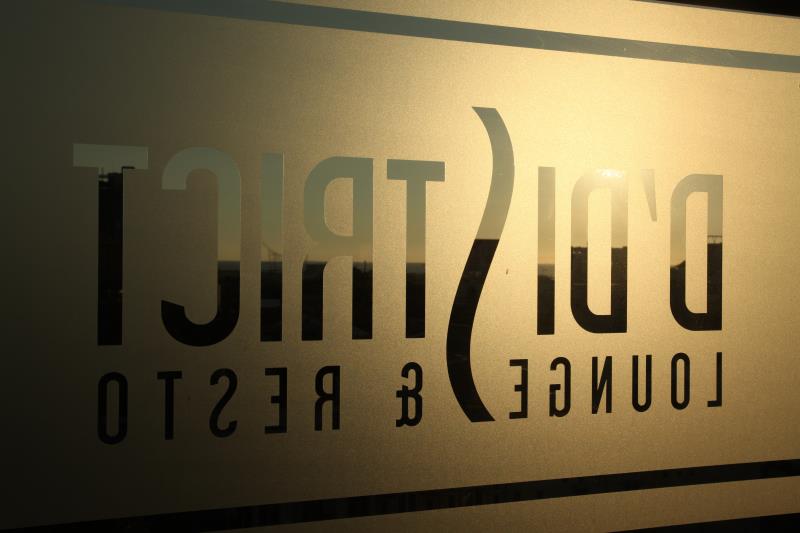 LA'RIZ Wthree Hotel