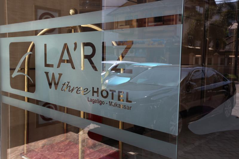 LA'RIZ Wthree Hotel
