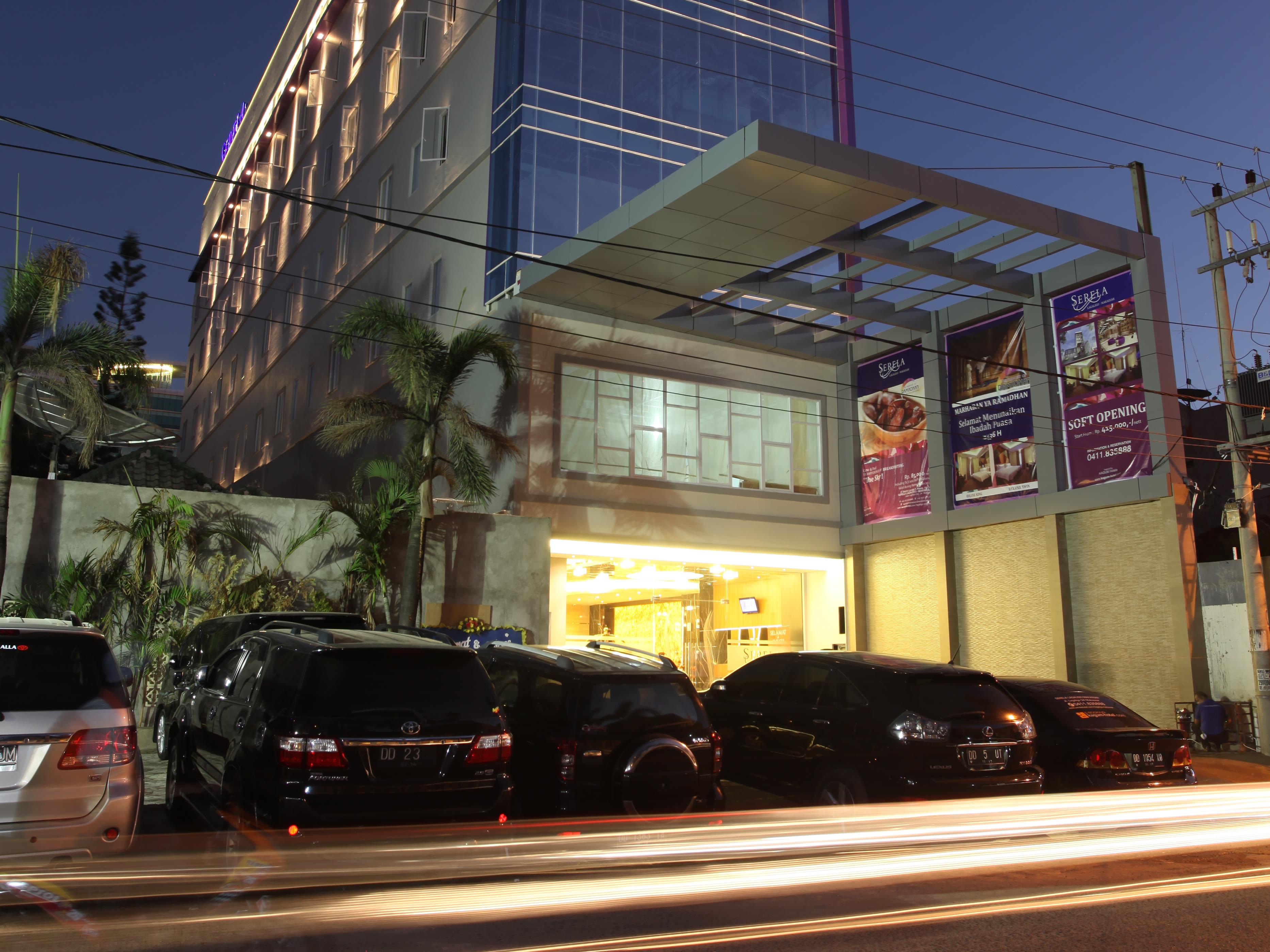 LA'RIZ Wthree Hotel