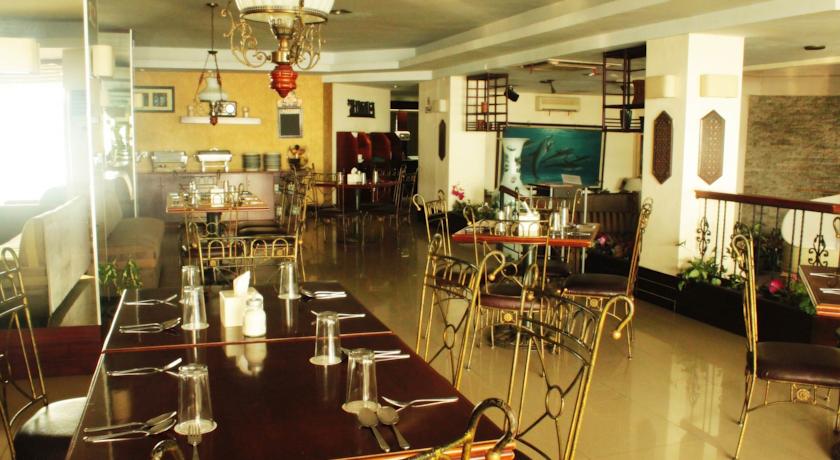 Losari Beach Hotel