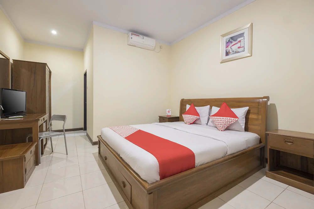 Makassar Guest House By OYO Rooms